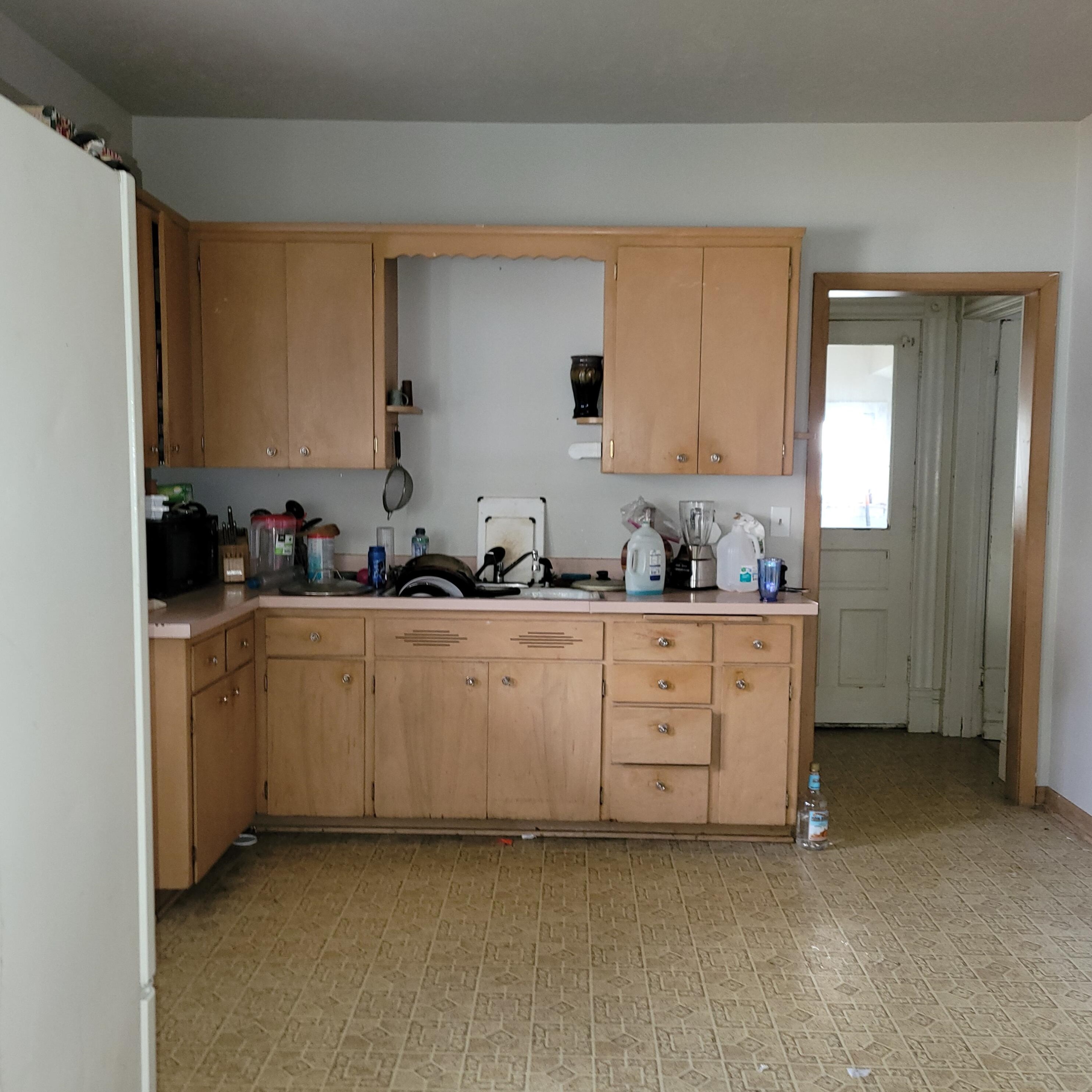 924 Hagerer St, Racine, WI 53402