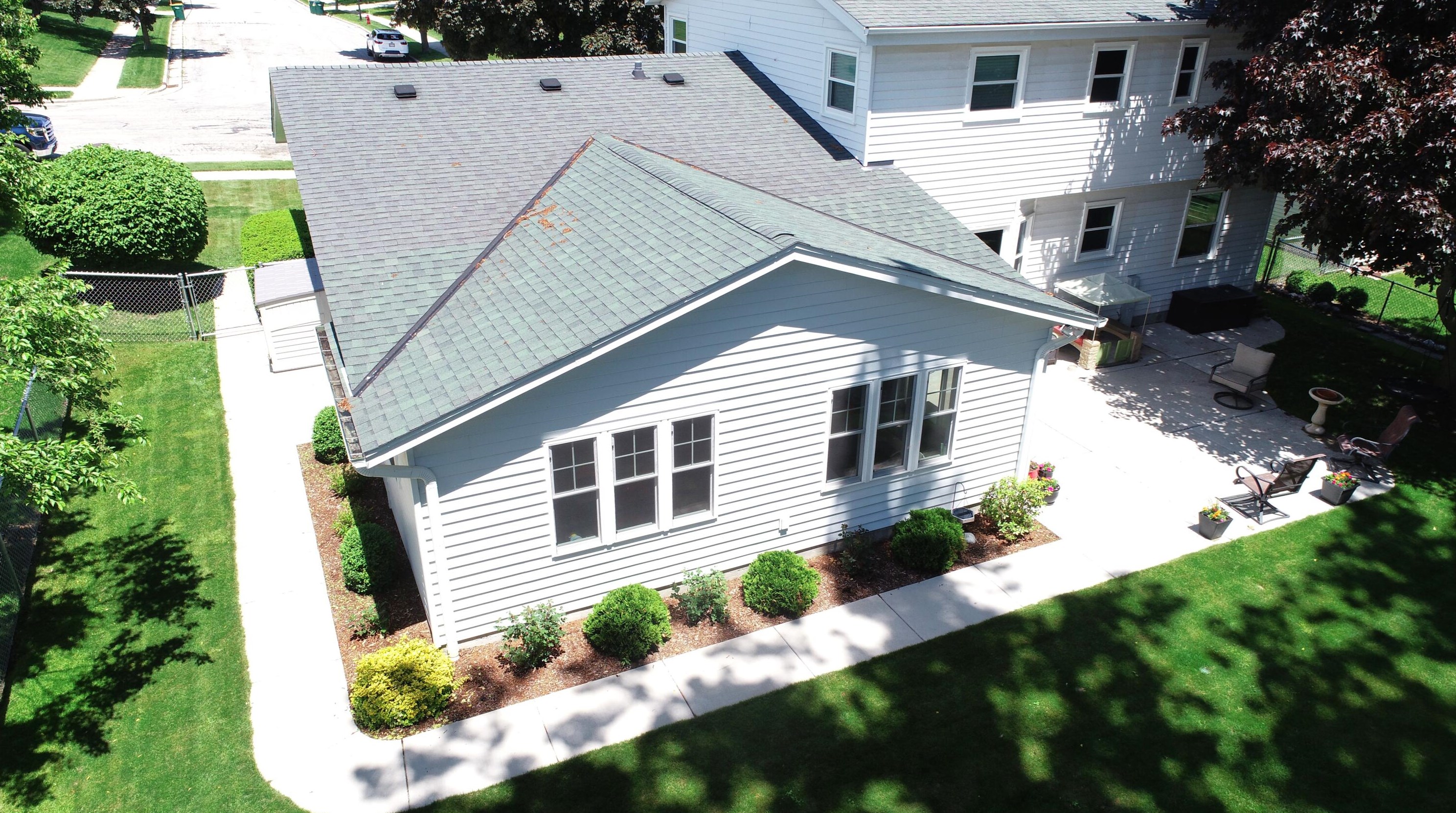 1769 Cypress Dr, Grafton, WI 53024-2112