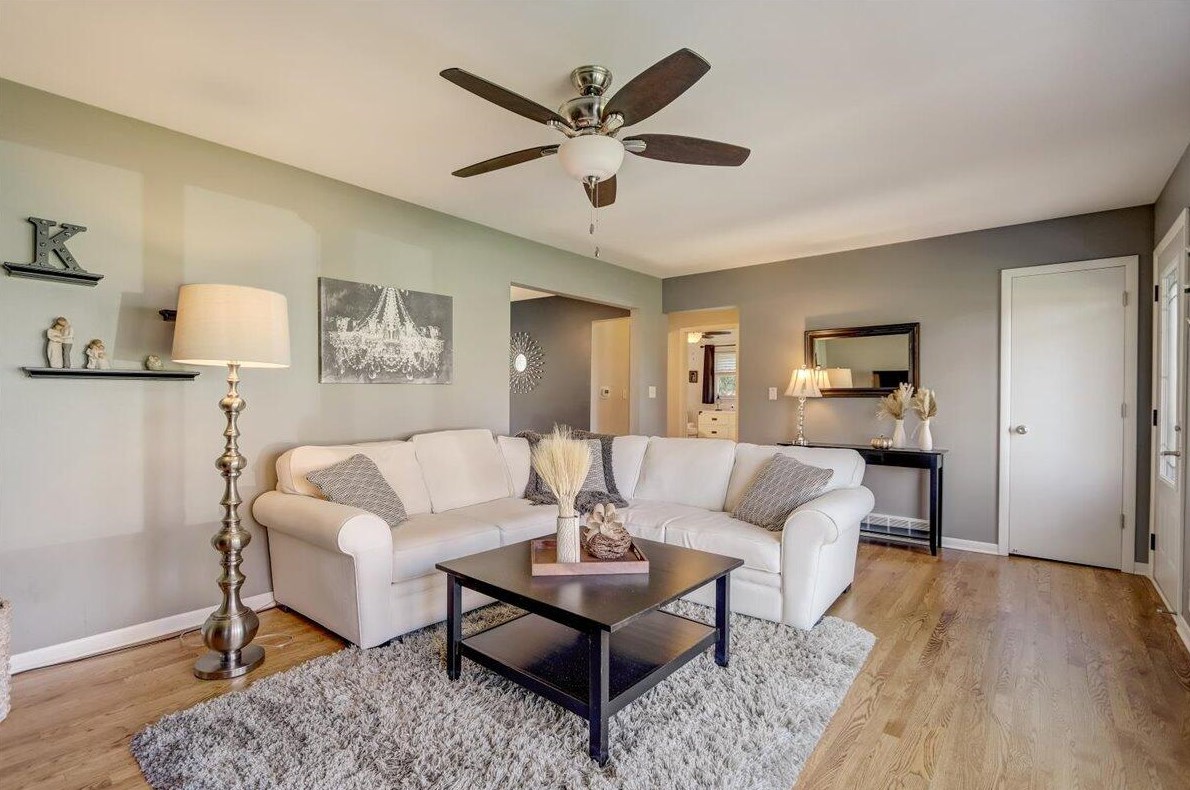 17355 Evergreen Ct, Brookfield, WI 53045-2809