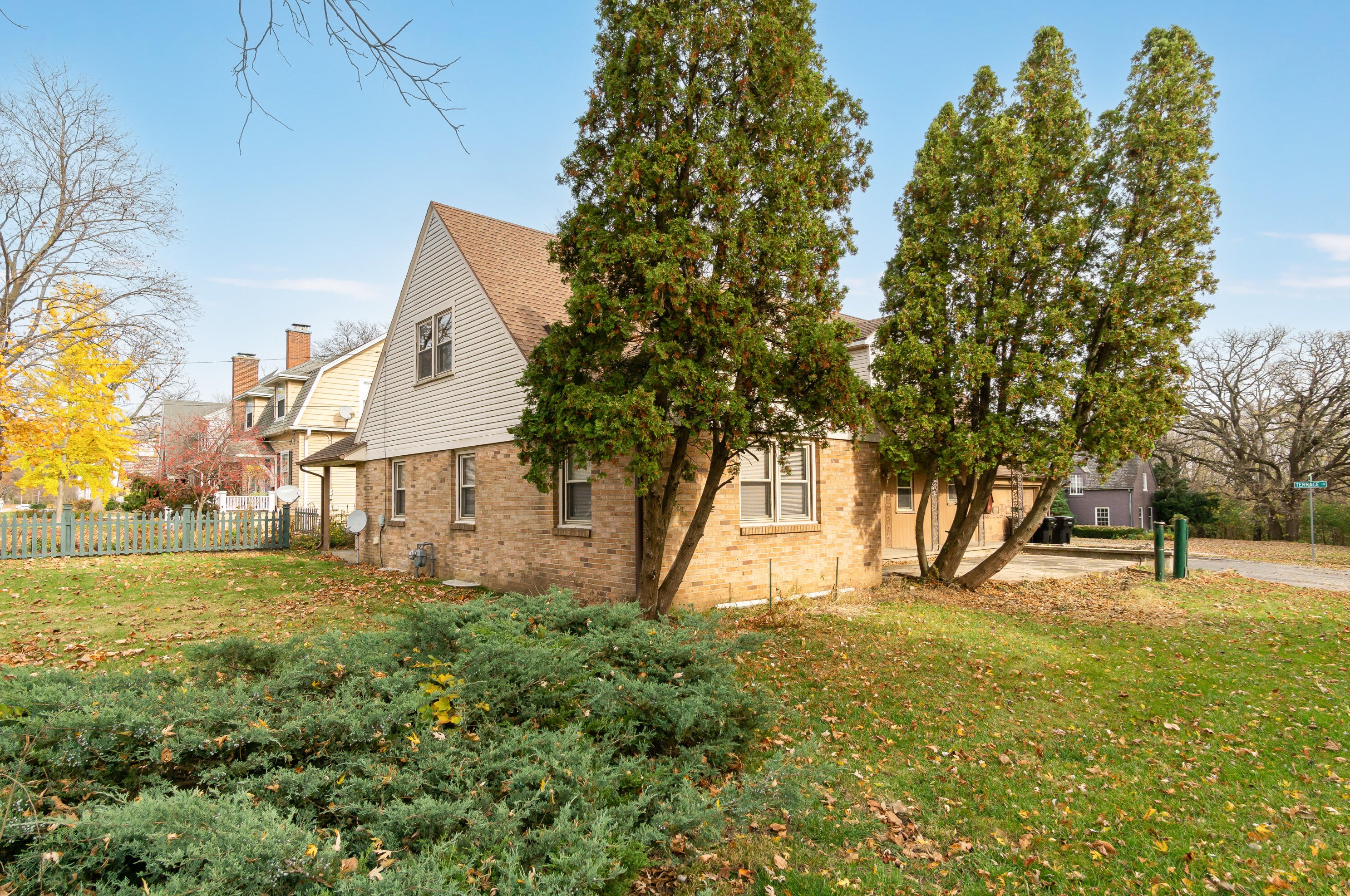 1305 Poydras St, Beloit, WI 53511-5613