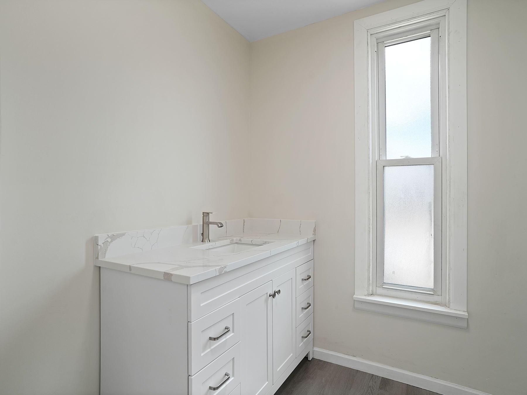 1823 Taylor Ave, Racine WI  53403-2477 exterior