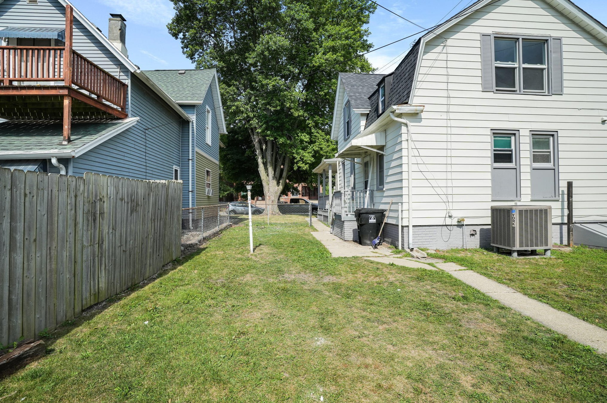 1823 Taylor Ave, Racine WI  53403-2477 exterior