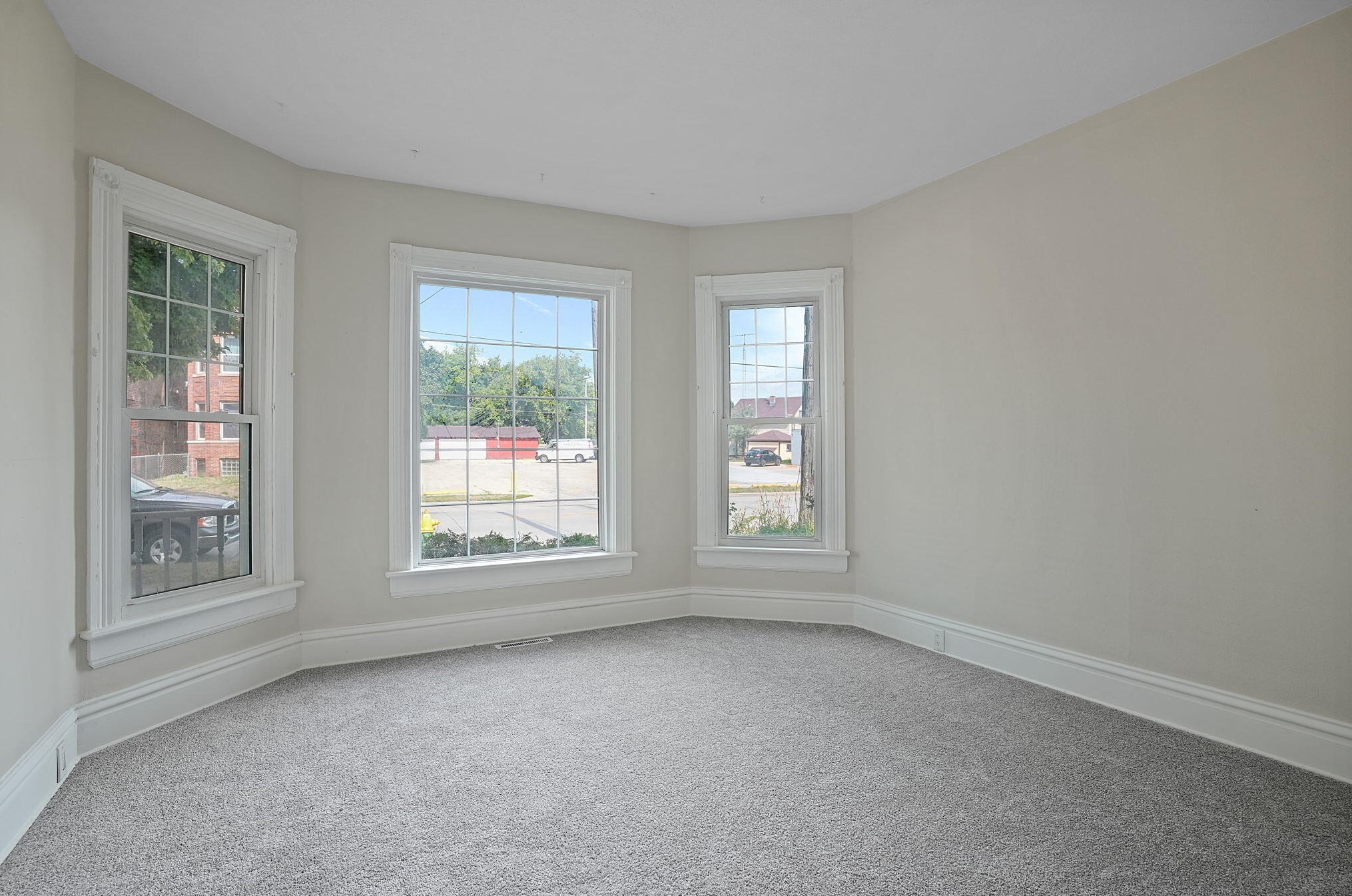 1823 Taylor Ave, Racine WI  53403-2477 exterior