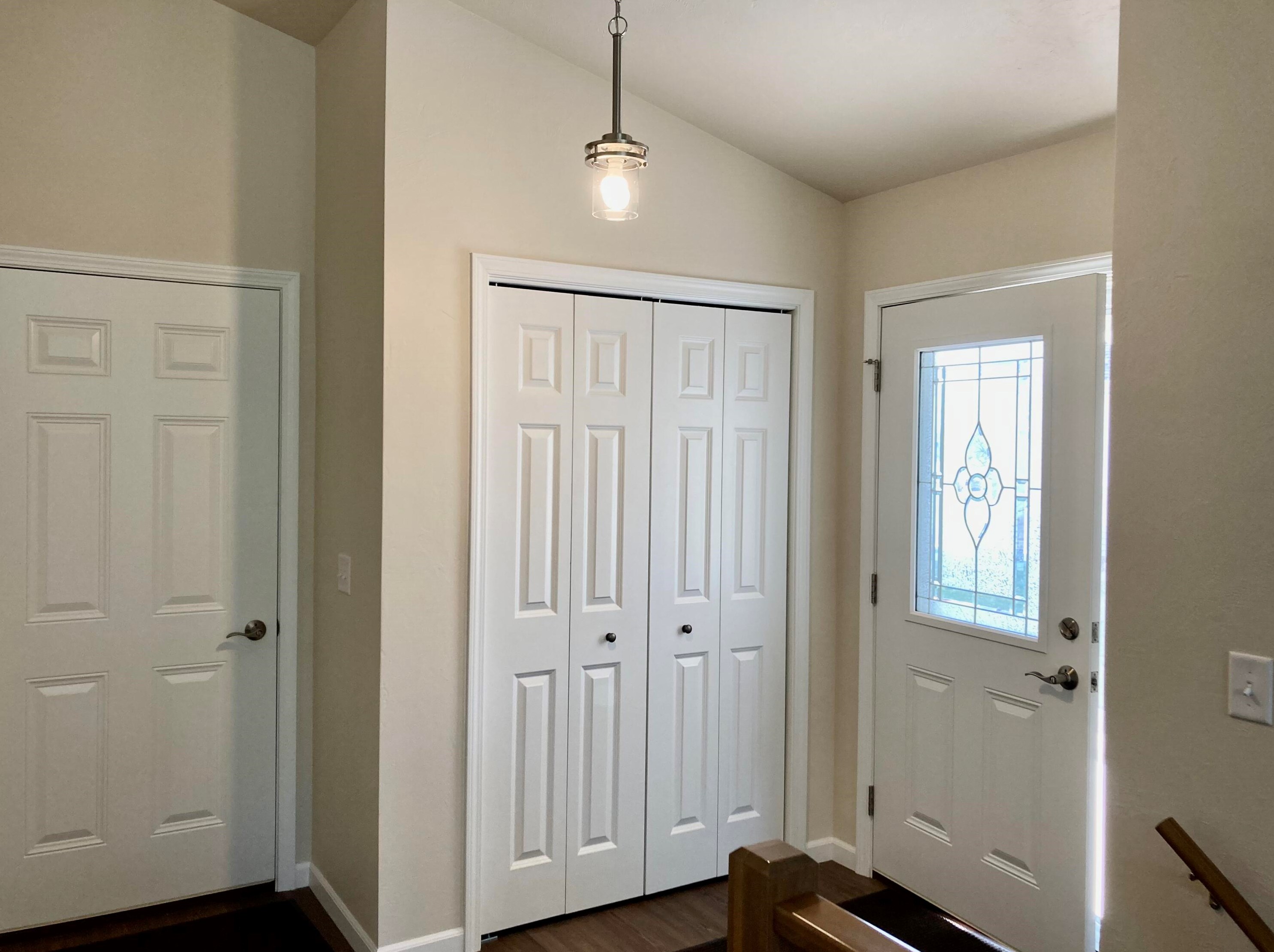 2721 River Ln, Two Rivers, WI 54241