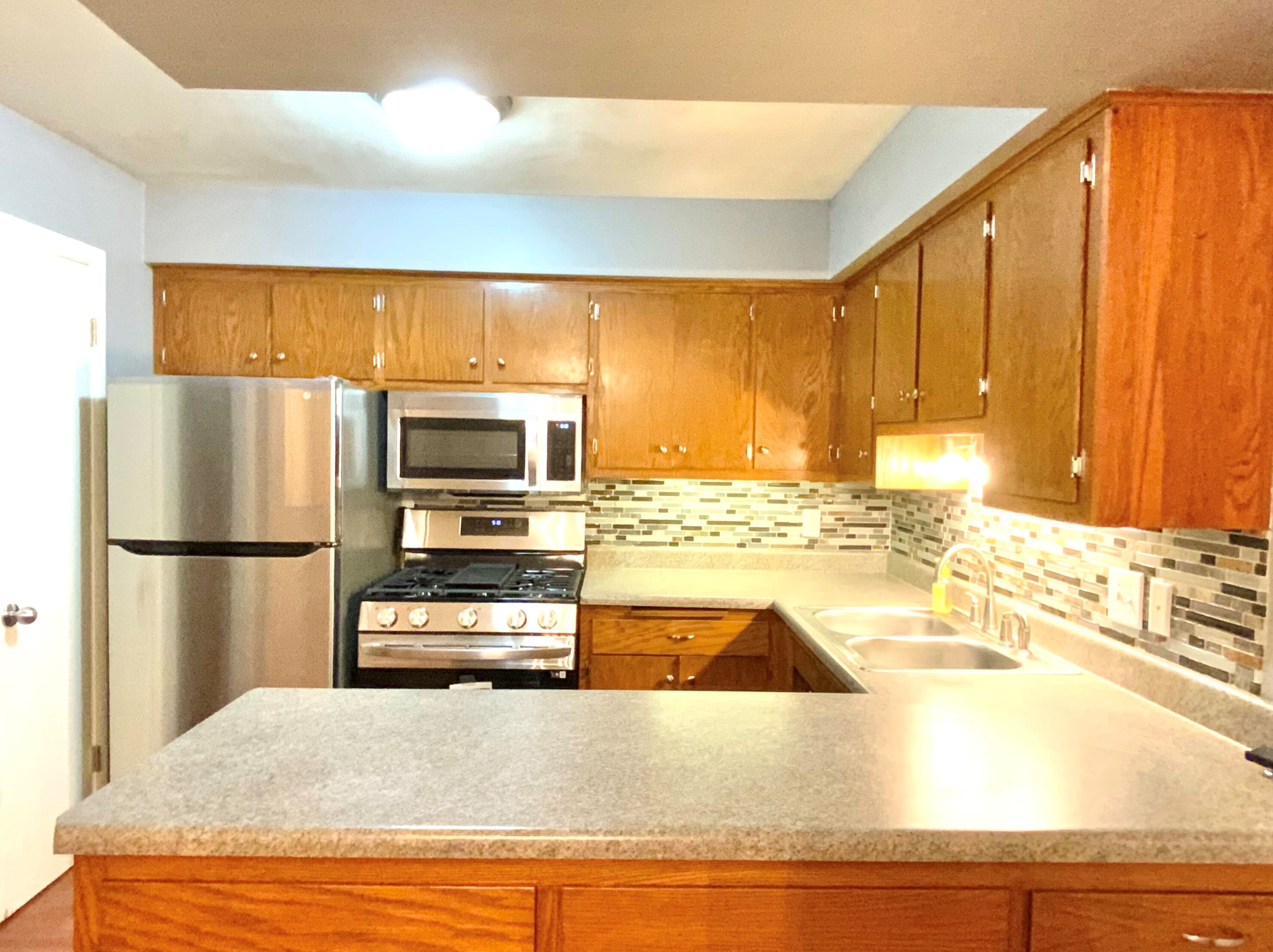 18575 Kamala Ct, Brookfield, WI 53045-7429