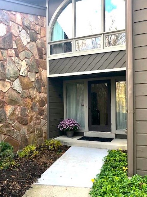 175 N Elm Grove Rd #a, Brookfield, WI 53005