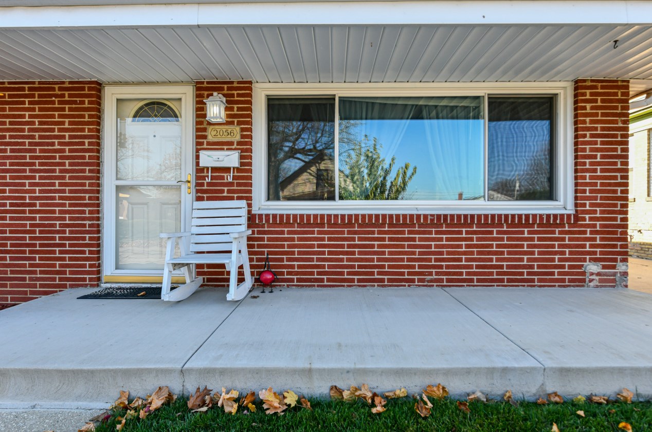 2056 Summit Ave, Racine, WI 53404-2166