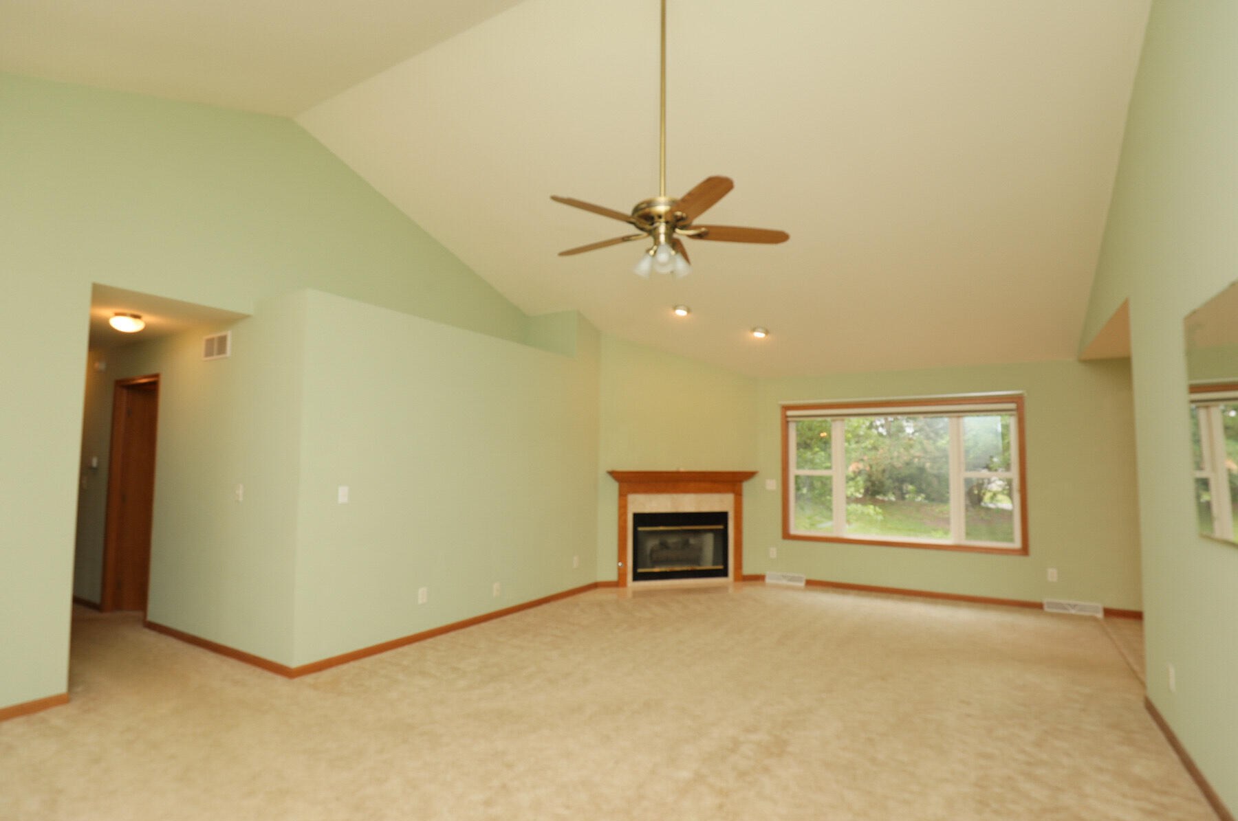 9617 84th Pl, Kenosha, WI 53158