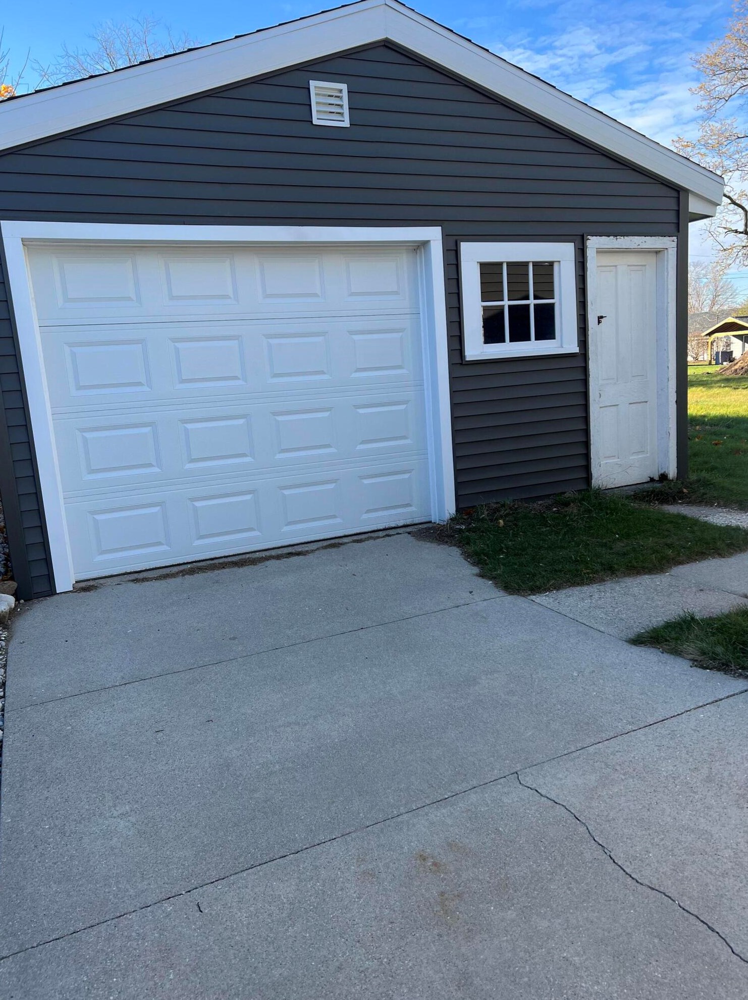 3318 10th St, Sheboygan WI  53081-6922 exterior