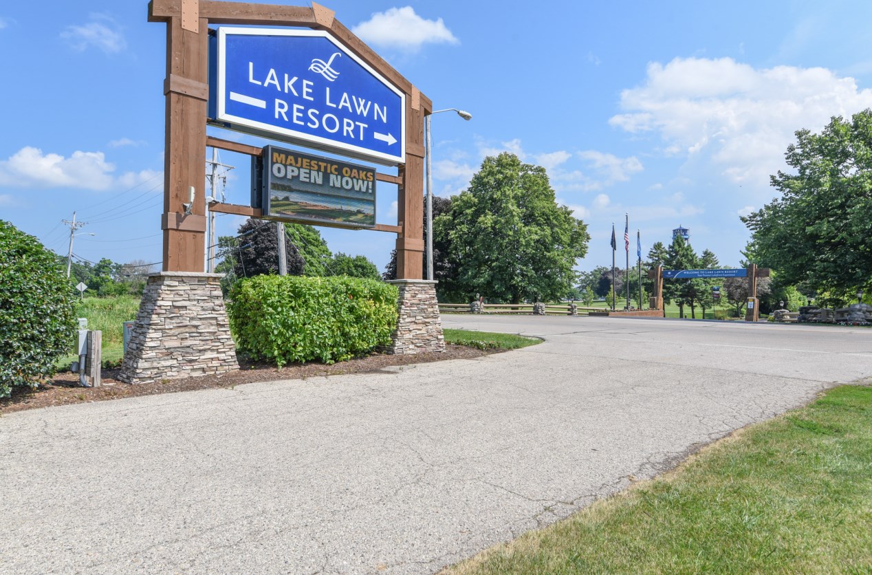 2400 E Geneva St #1508, Delavan, WI 53115