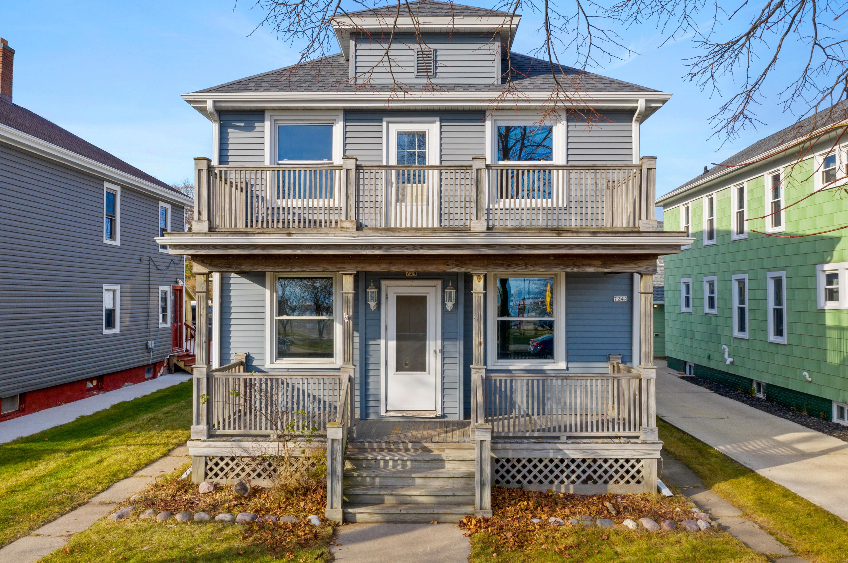 724 Broughton Dr, Sheboygan, WI 53081-4114