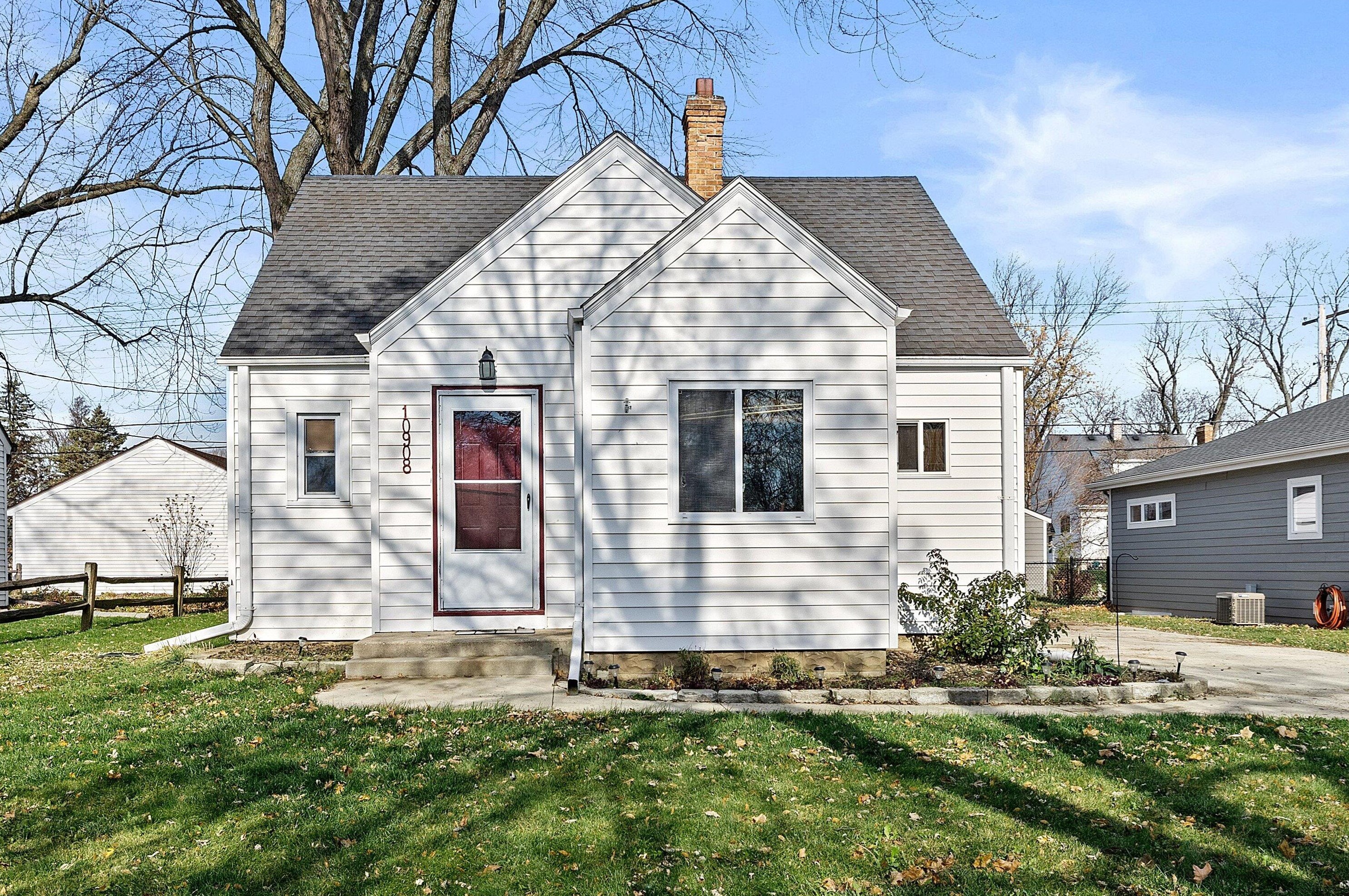 10908 W Grange Ave, Hales Corners, WI 53130