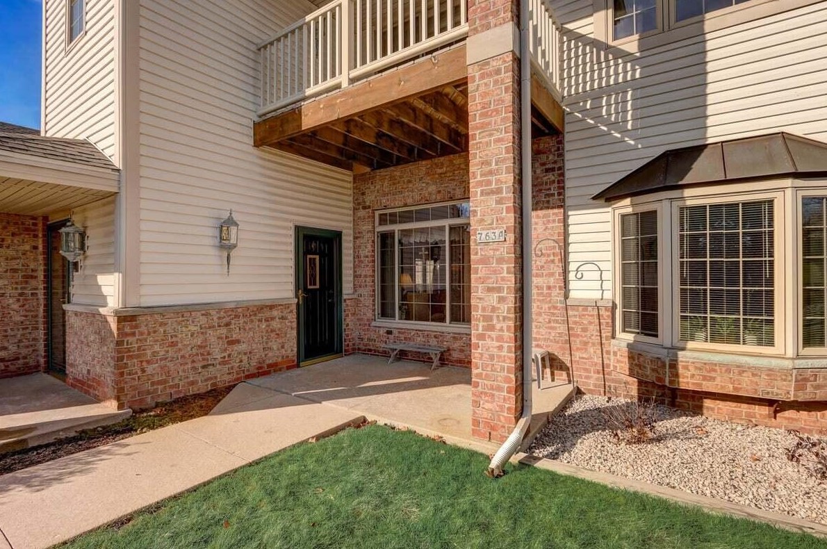 763 Cheyenne Ave #a, Grafton, WI 53024