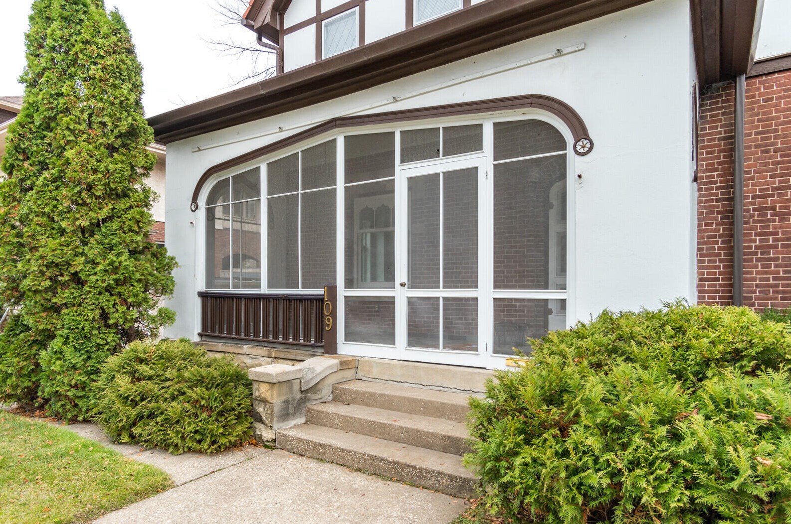 109 14th St S, La Crosse, WI 54601