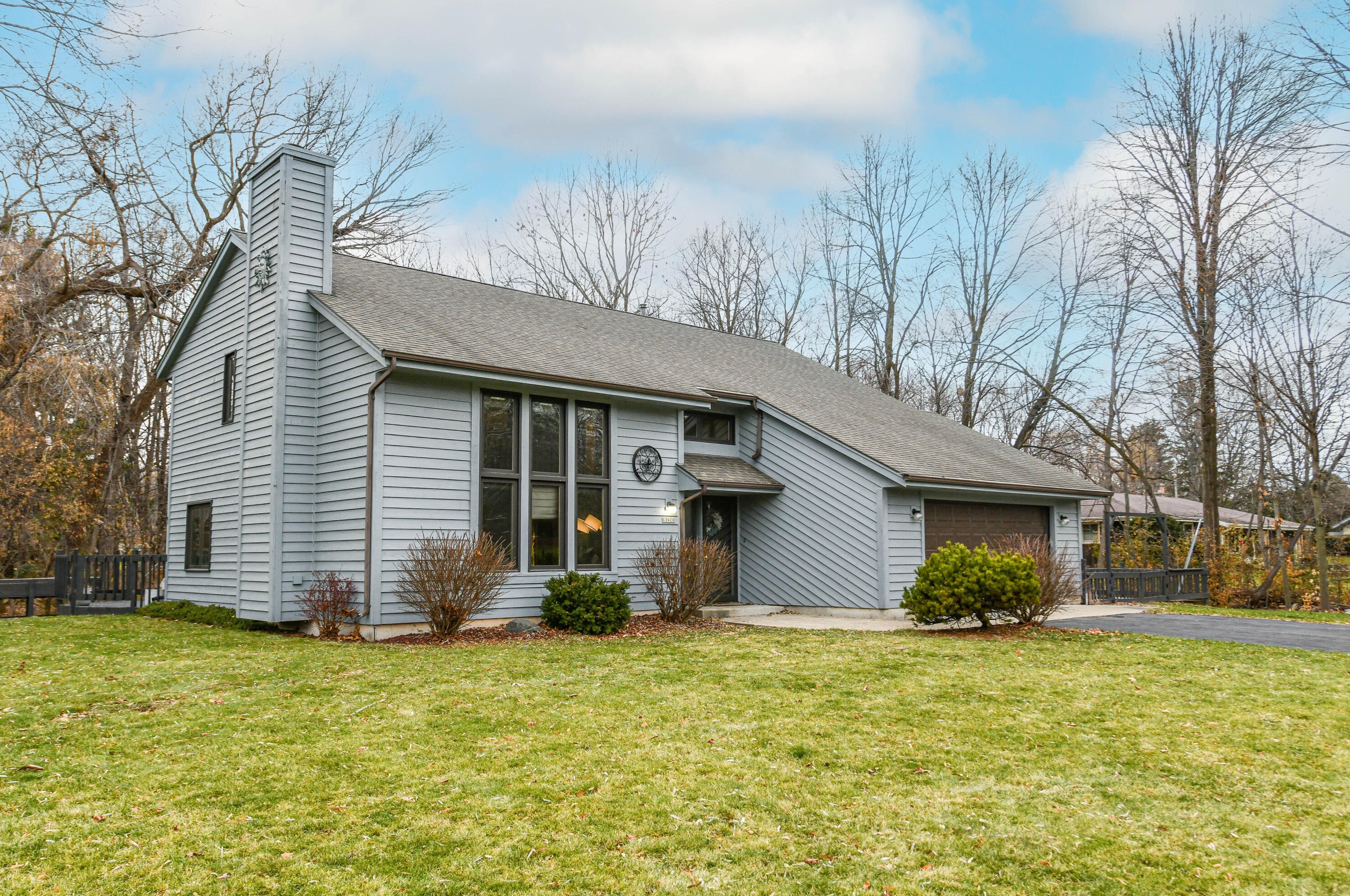 12920 W Marquette Dr, Waukesha, WI 53151