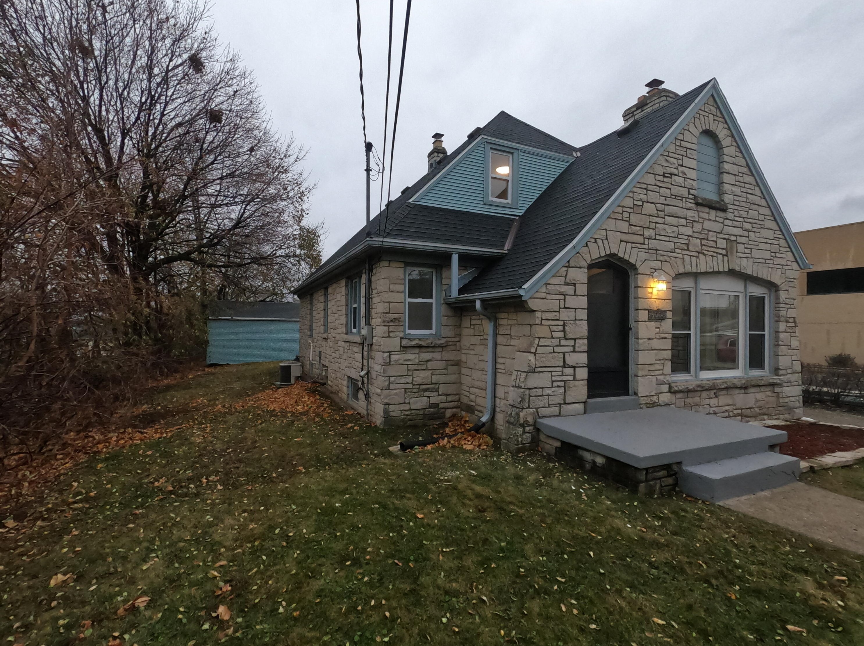 6008 S Packard Ave, Cudahy, WI 53110