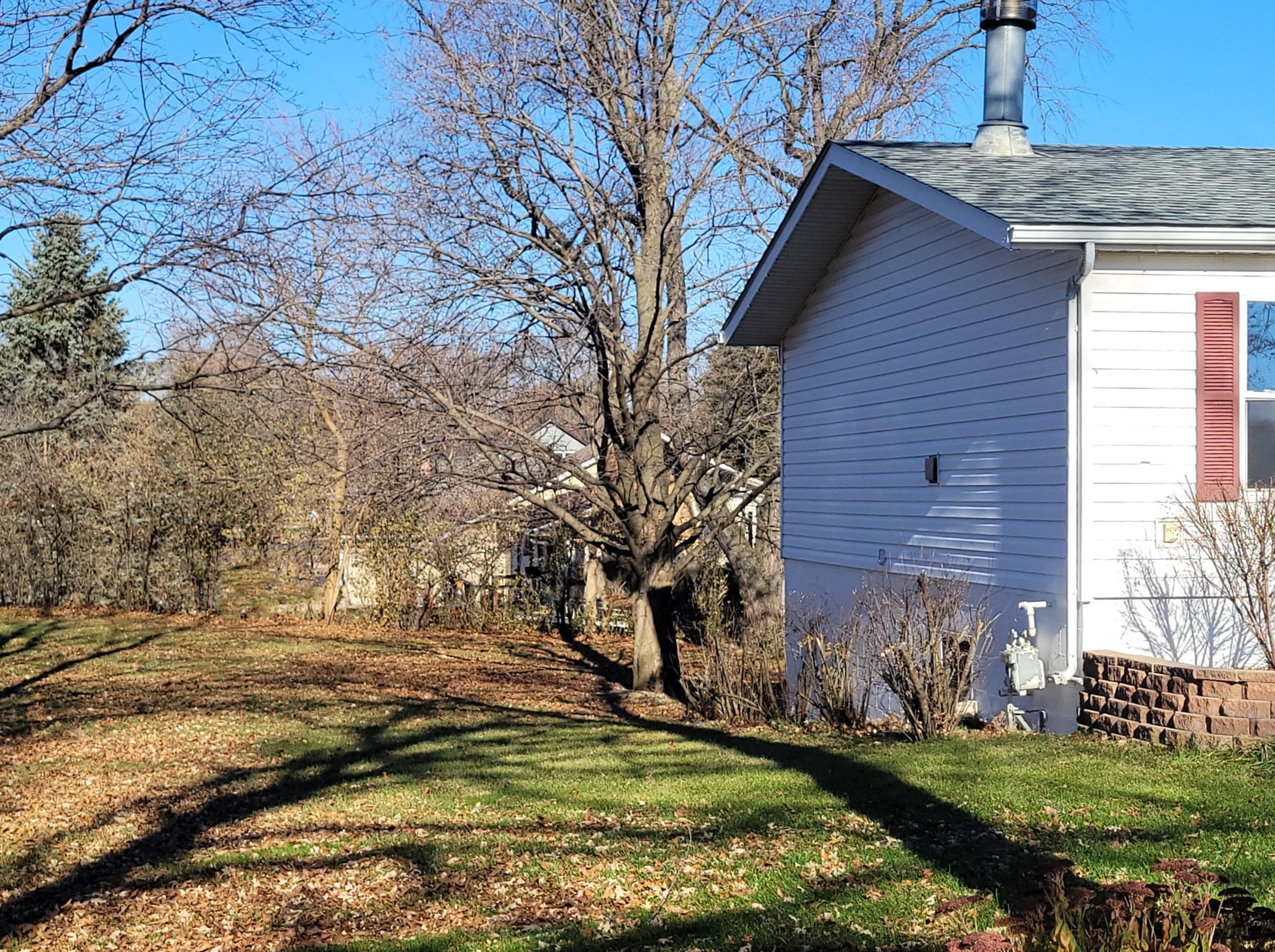 33426 Brush Dr, Lyons, WI 53105-6806