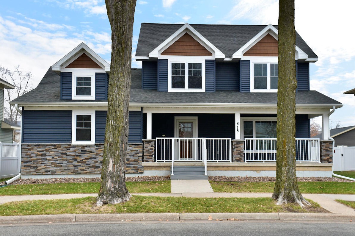 815 6th St S, La Crosse, WI 54601