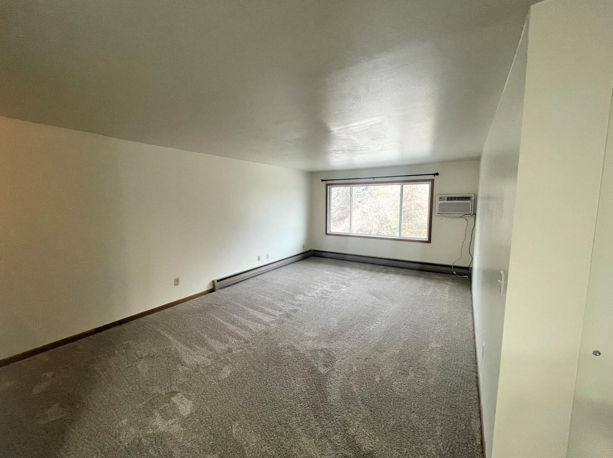 3801 N Main St #28, Racine, WI 53402