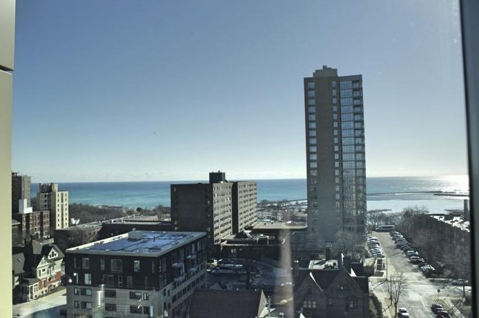 1550 E Royall Pl #1100, Milwaukee, WI 53202