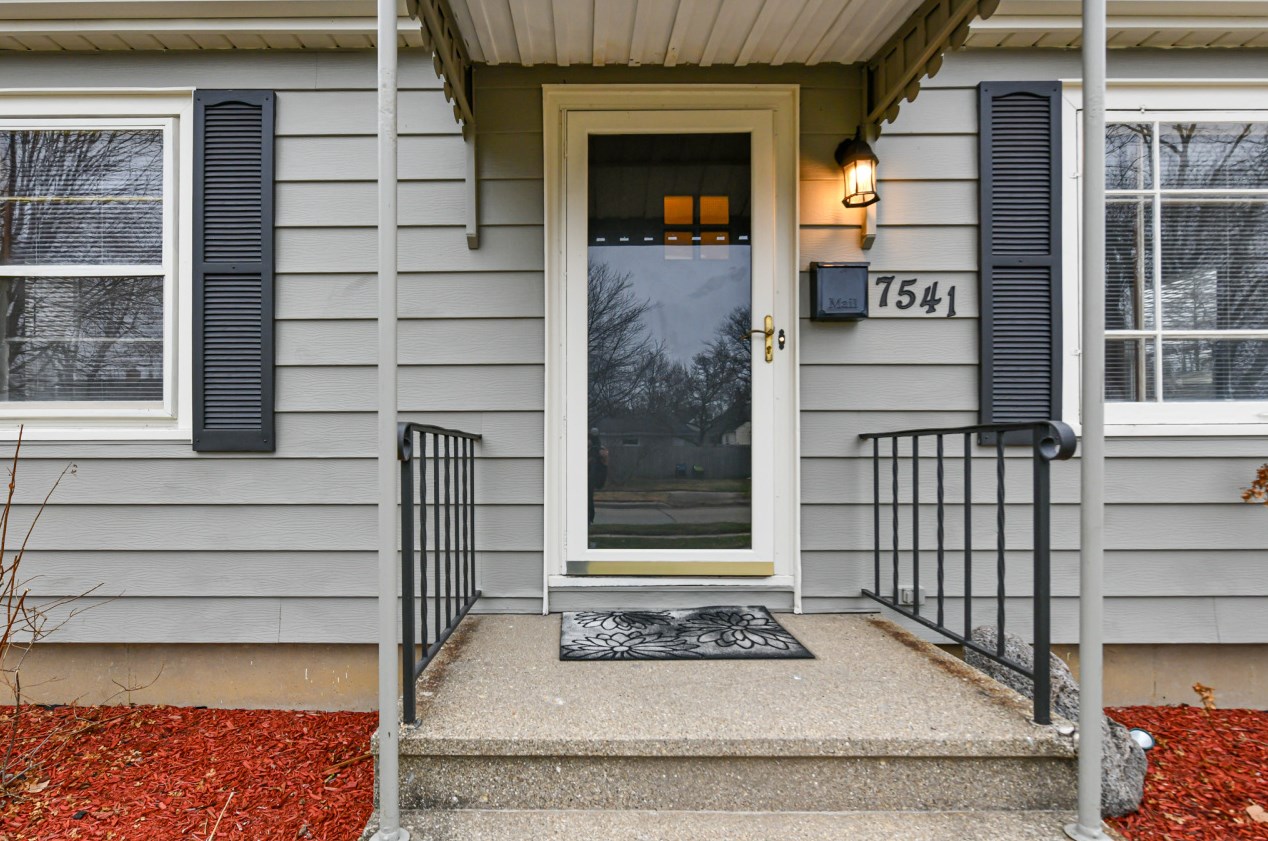 7541 35th Ave, Kenosha, WI 53142