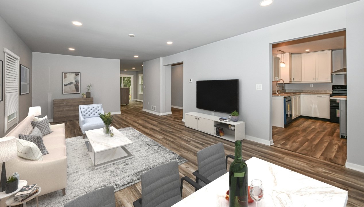 129 S 3rd St, Delavan, WI 53115