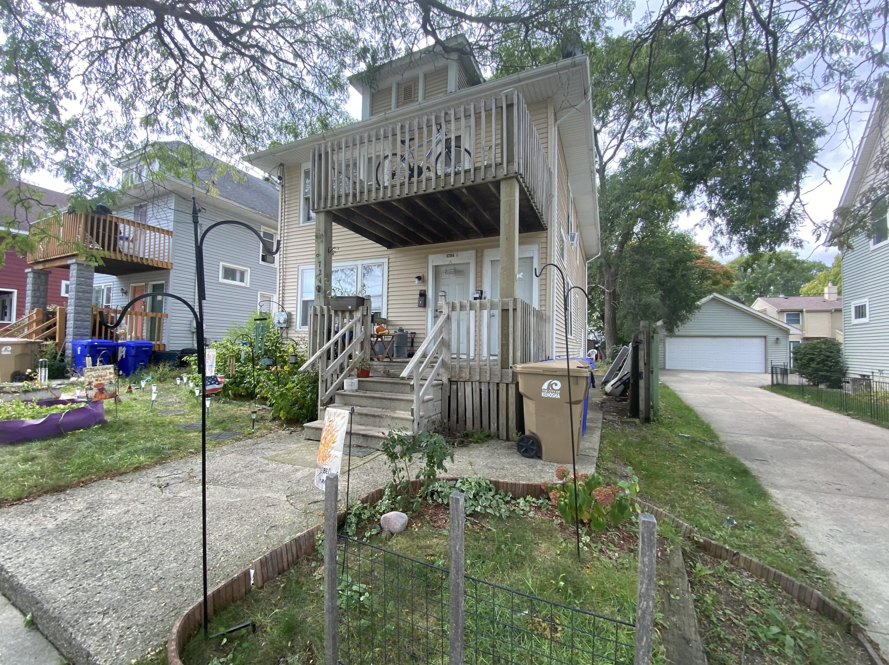 6722 14th Ave, Kenosha, WI 53143