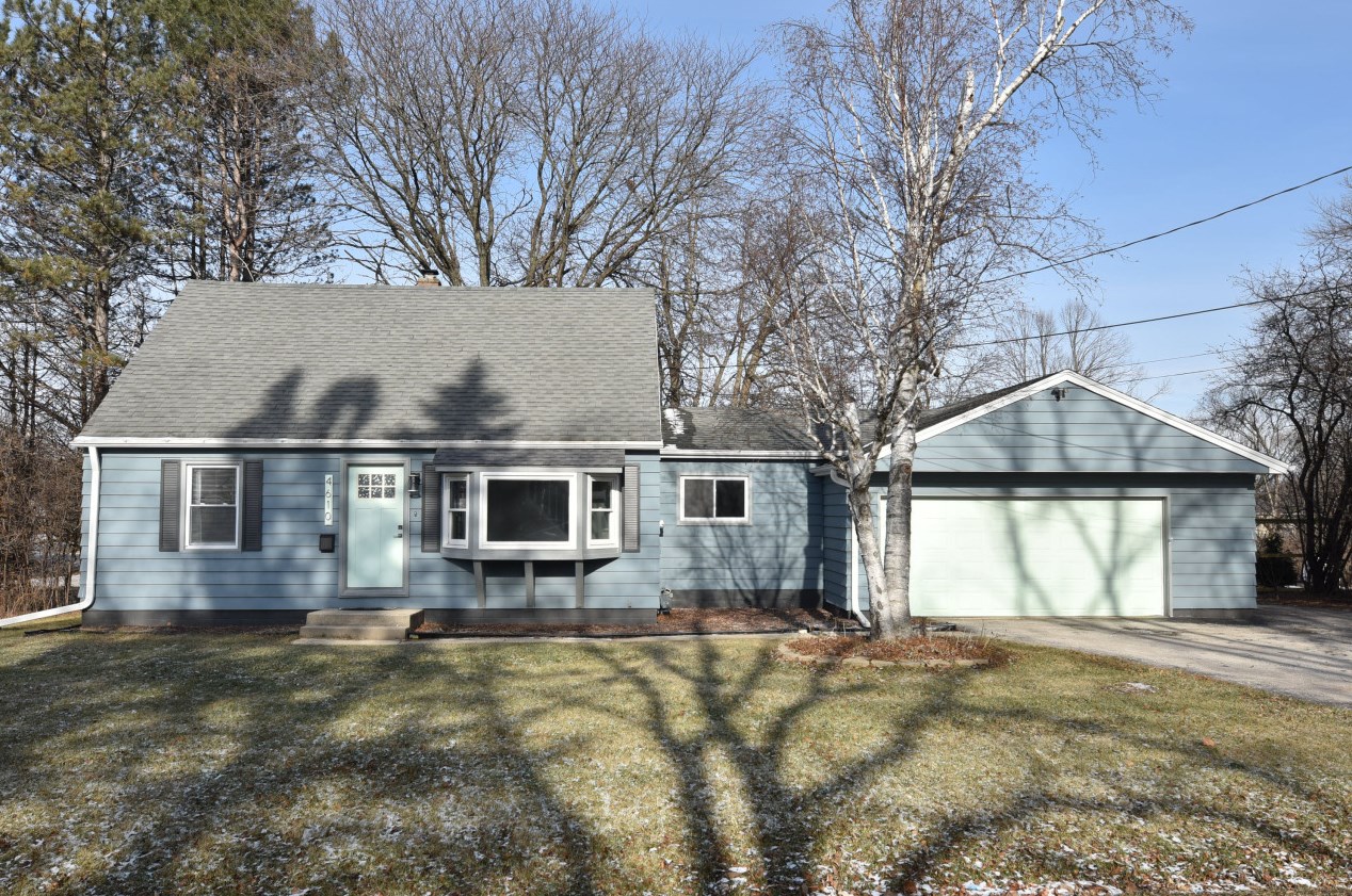 4610 W Tower Ave, Milwaukee, WI 53223
