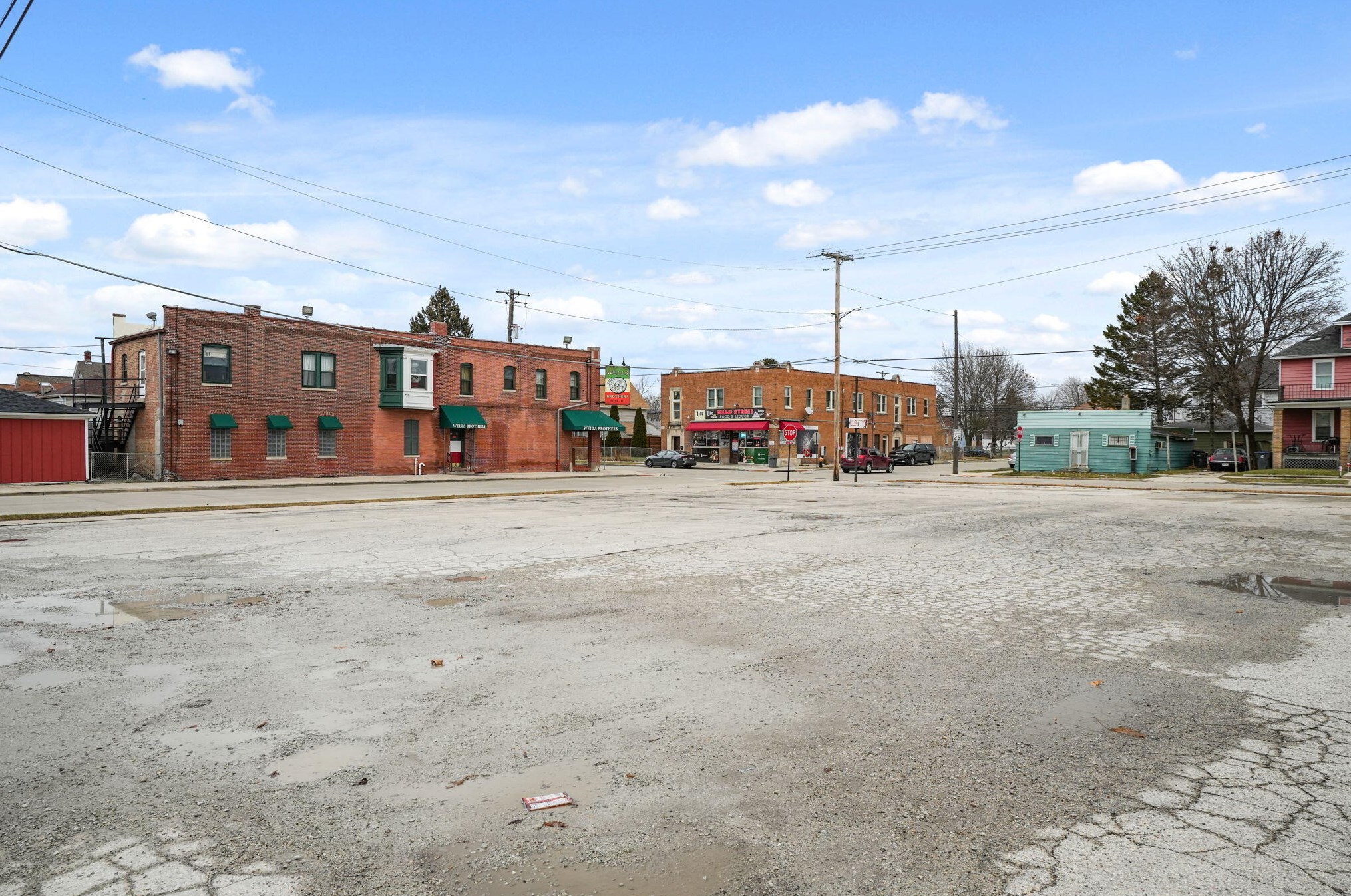 2213 Racine St, Racine WI  53403-3344 exterior