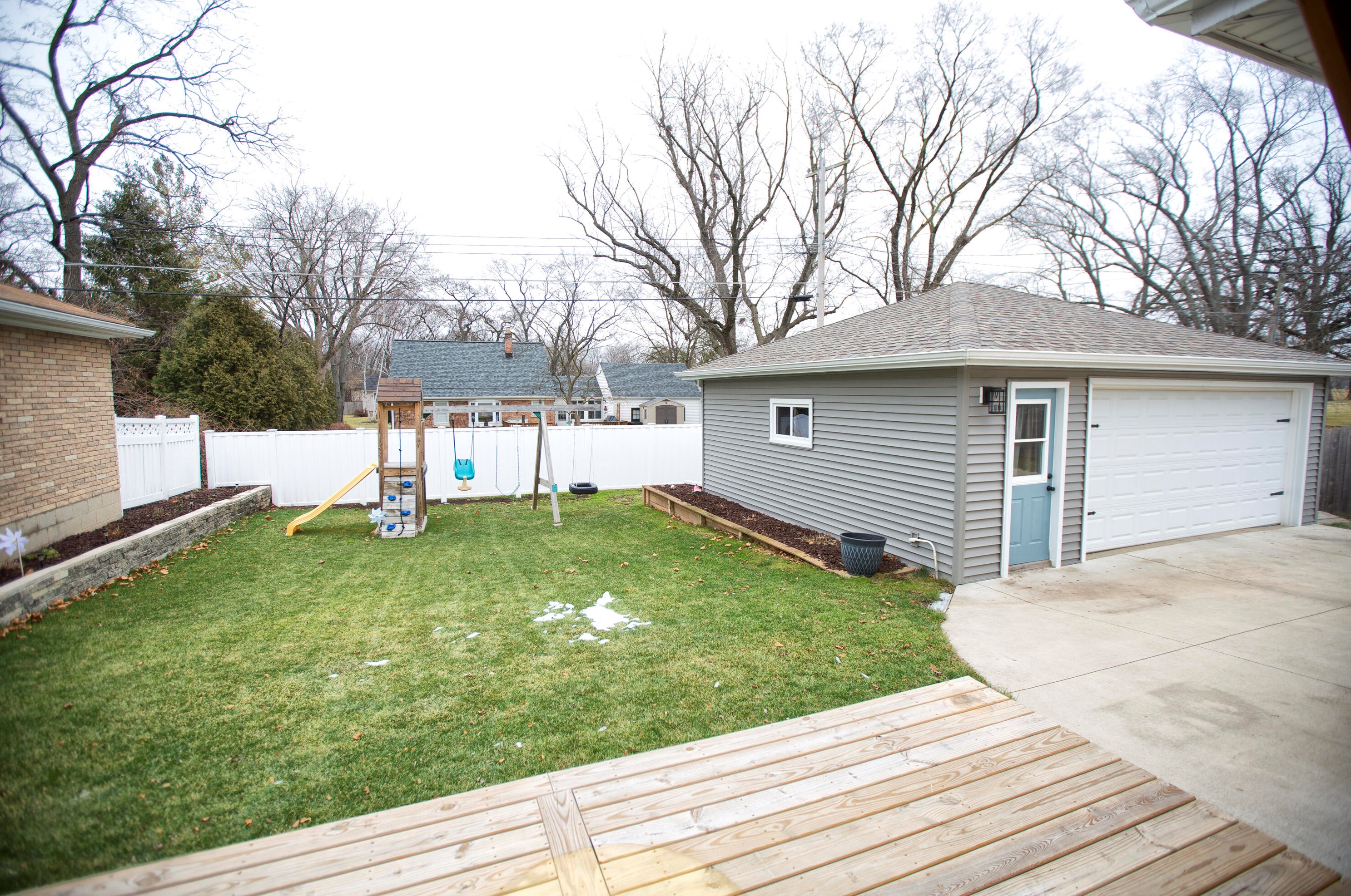 4418 107, Milwaukee WI 53225-4524 exterior