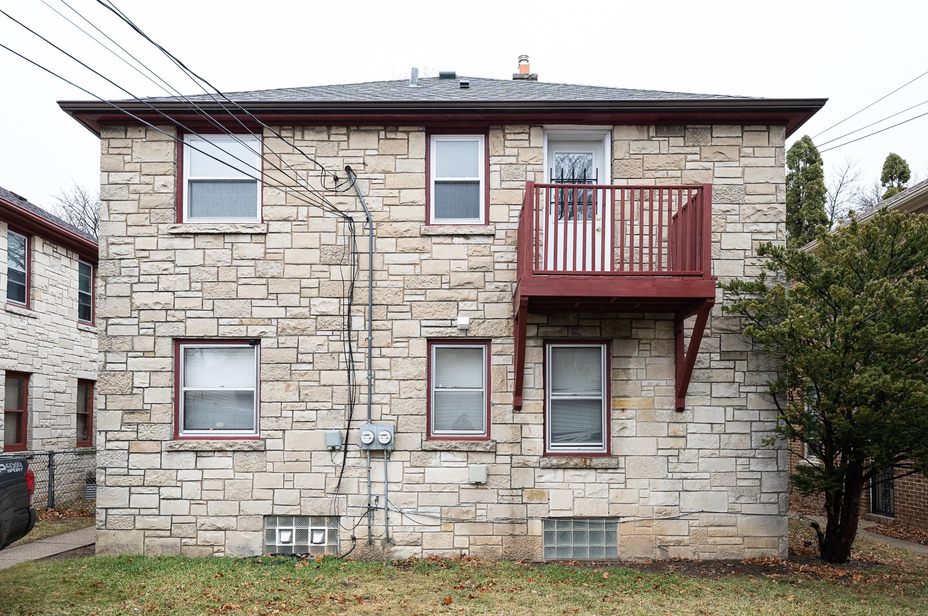 3806 53, Milwaukee WI 53216-2202 exterior