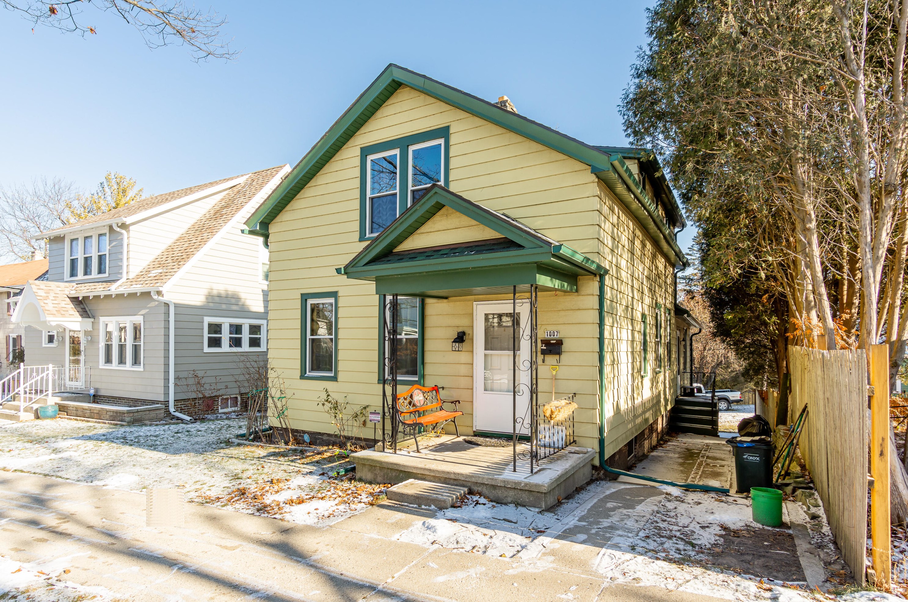 1007 5th St, Sheboygan, WI 53081-3503