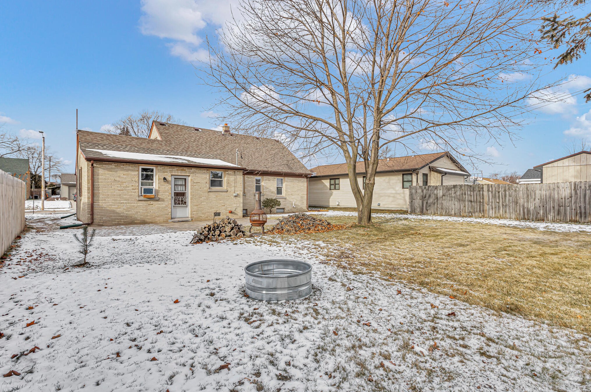 1625 22nd St, Sheboygan WI  53081-2231 exterior