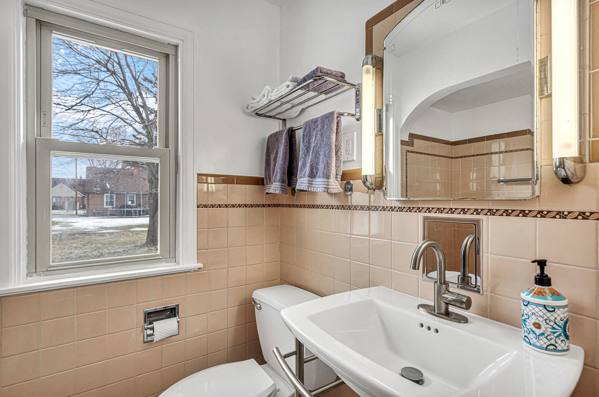 1625 22nd St, Sheboygan WI  53081-2231 exterior