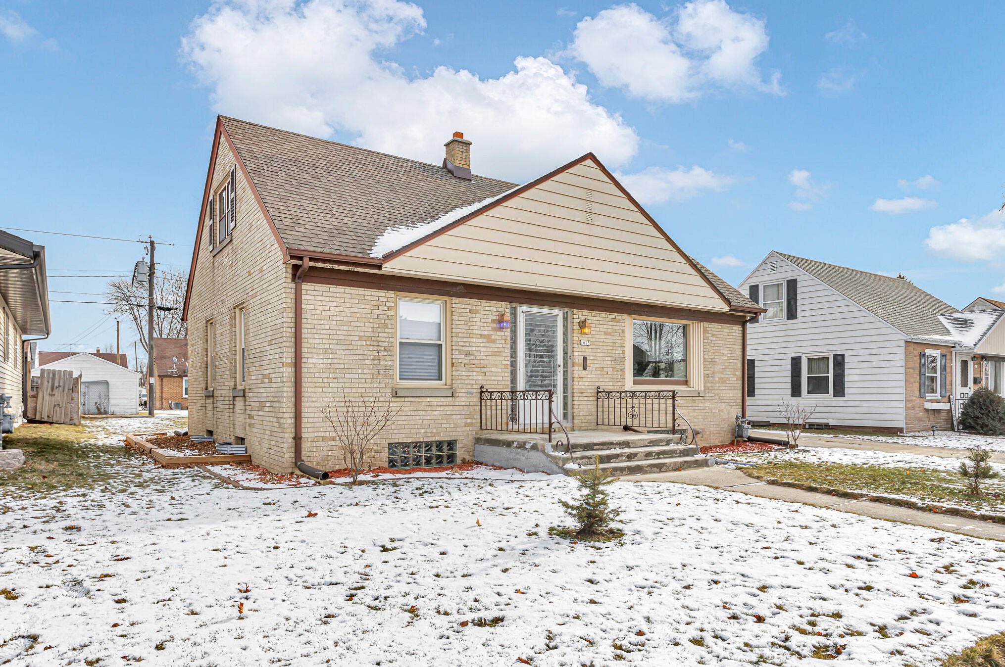 1625 22nd St, Sheboygan WI  53081-2231 exterior