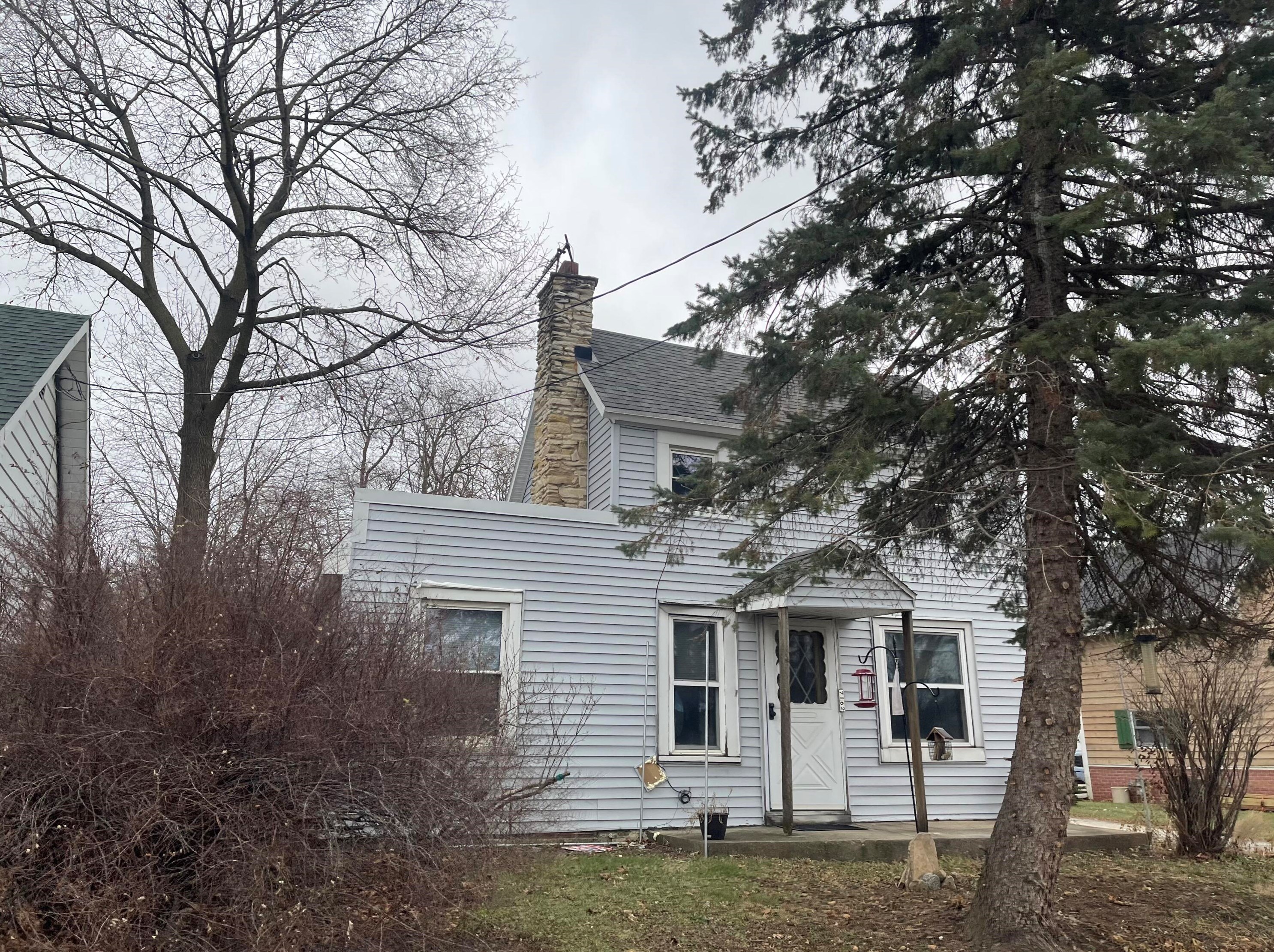 7162 Lannon Rd, Lannon, WI 53046-9784