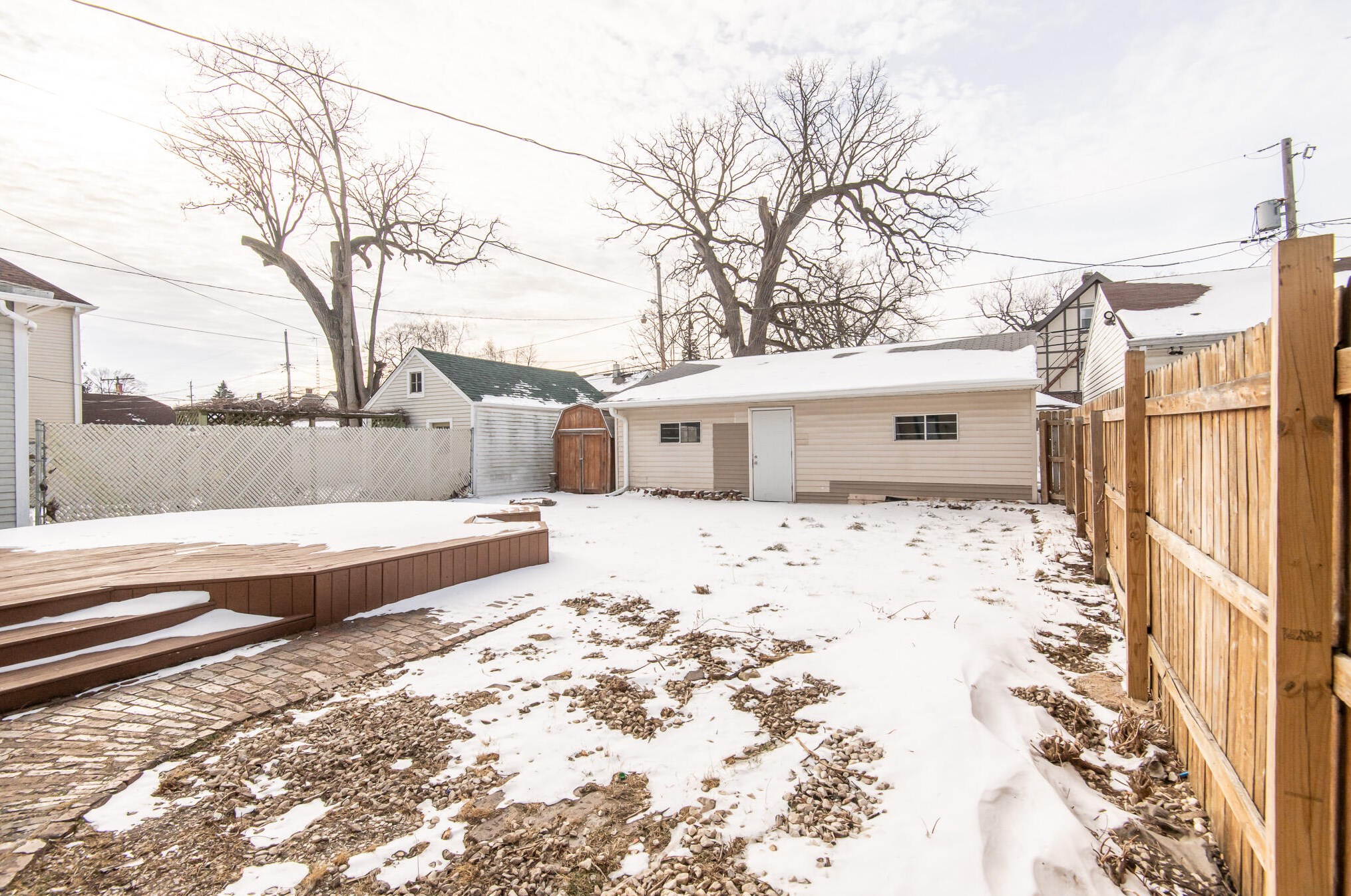 1522 Holmes Ave, Racine WI  53405-3587 exterior