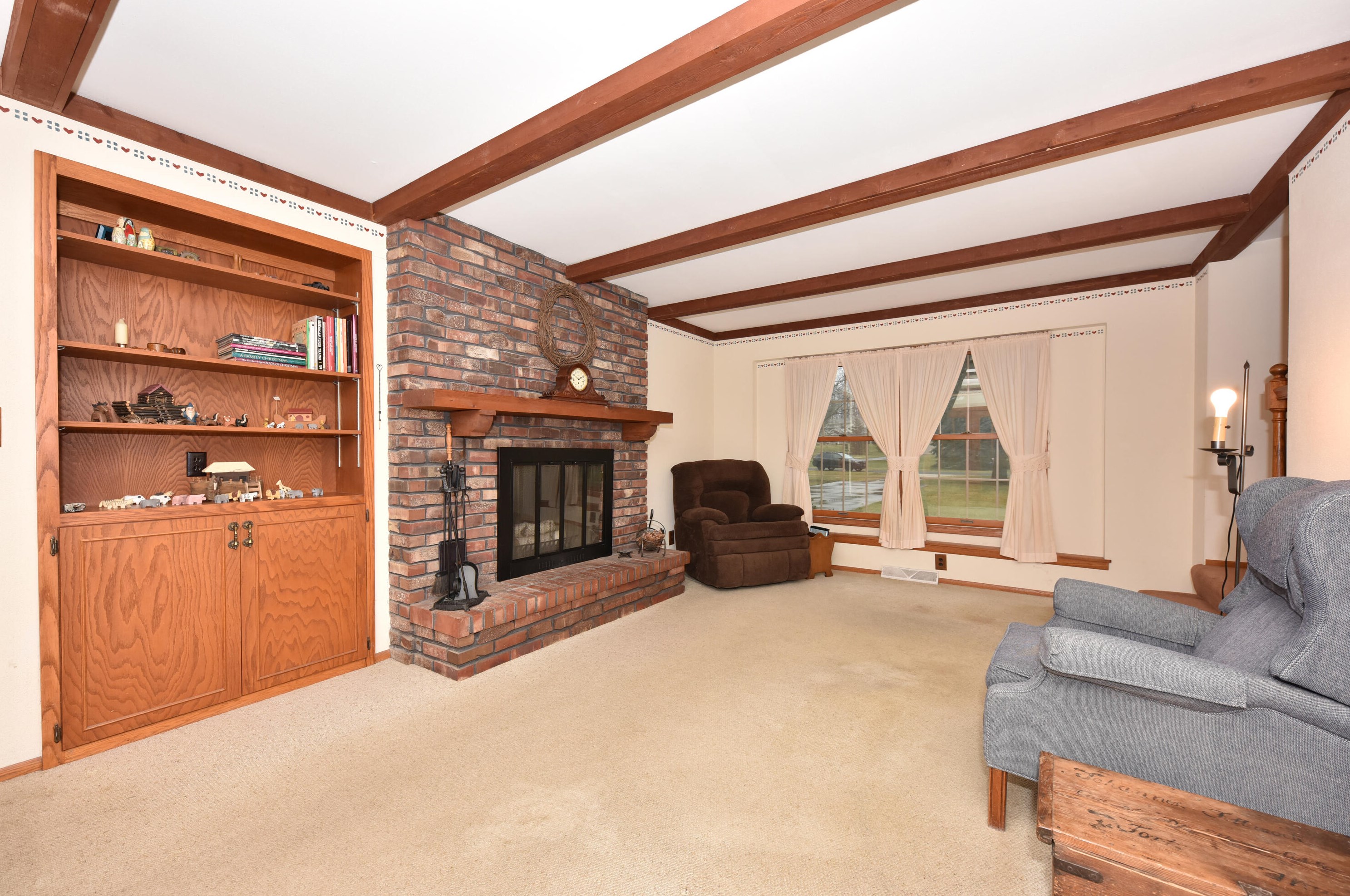 1975 Belmont Dr, Cedarburg, WI 53012-9736