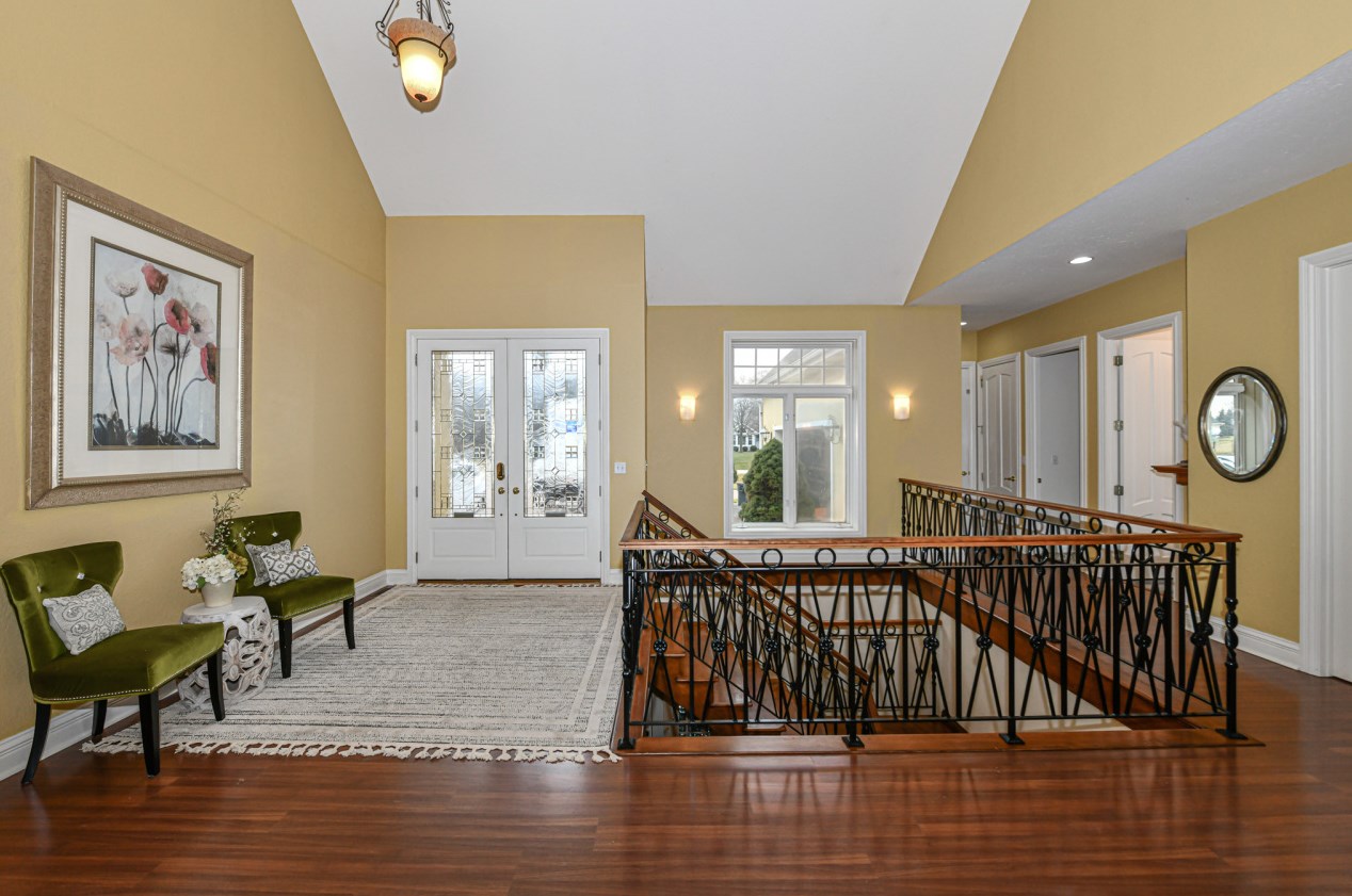 5038 Bayfield Dr, Waterford, WI 53185