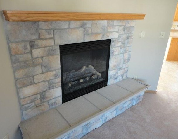 512 Aspen St, Johnson Creek, WI 53038-9455