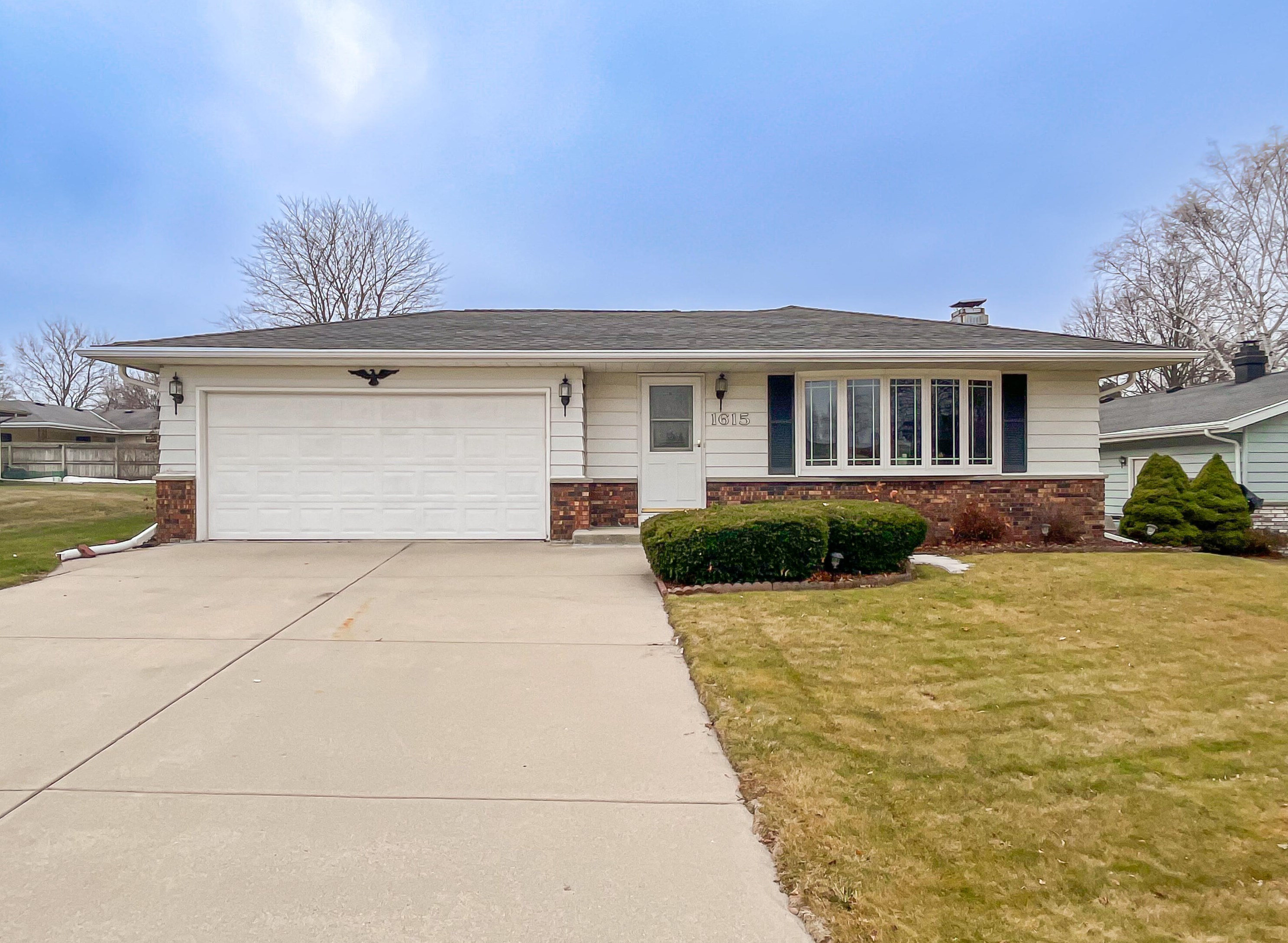 1615 Parkwood Blvd, Sheboygan, WI 53081