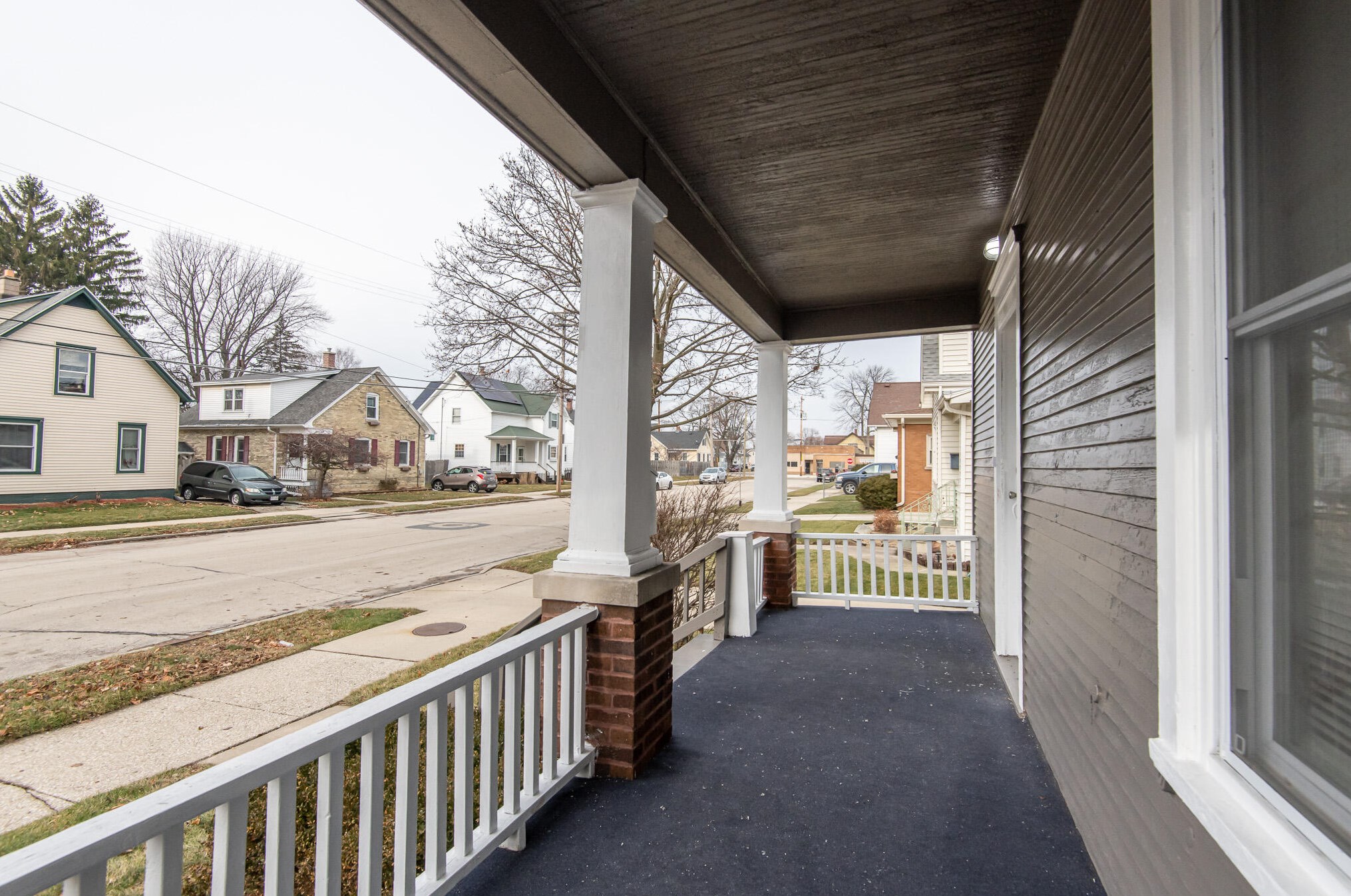2041 Lasalle St, Racine, WI 53402