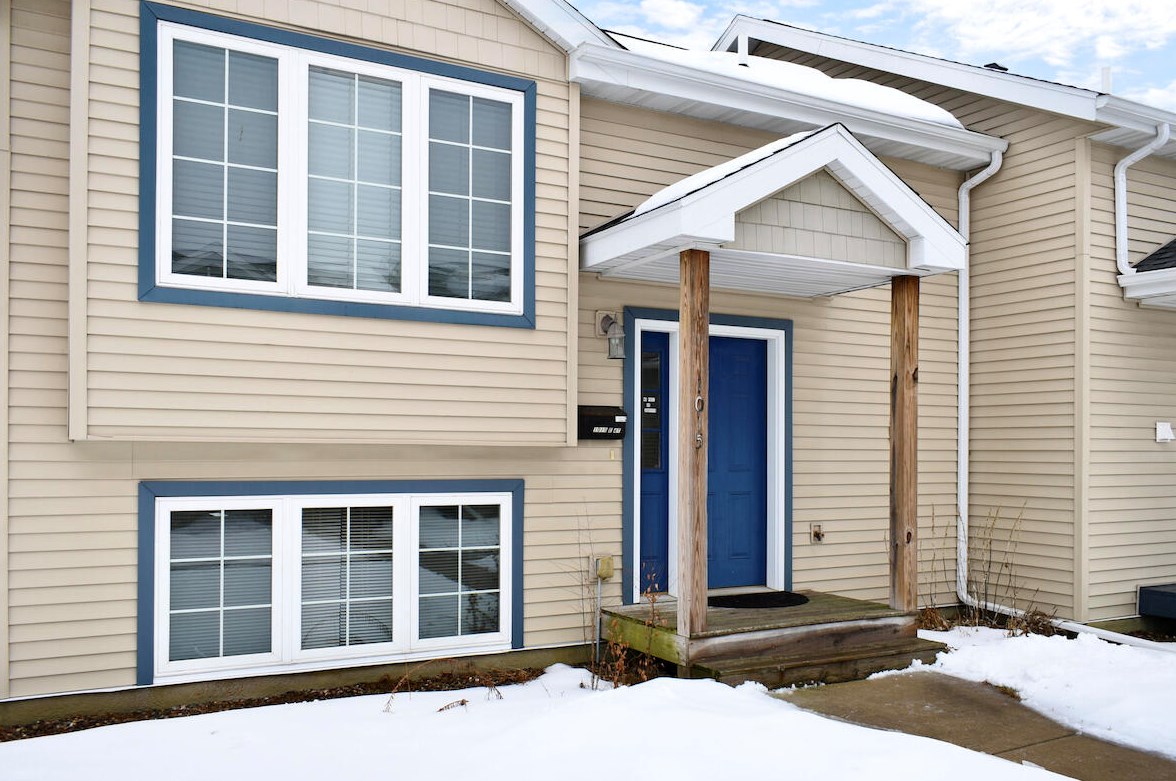 1015 4th St E, Wilson, MN 55987