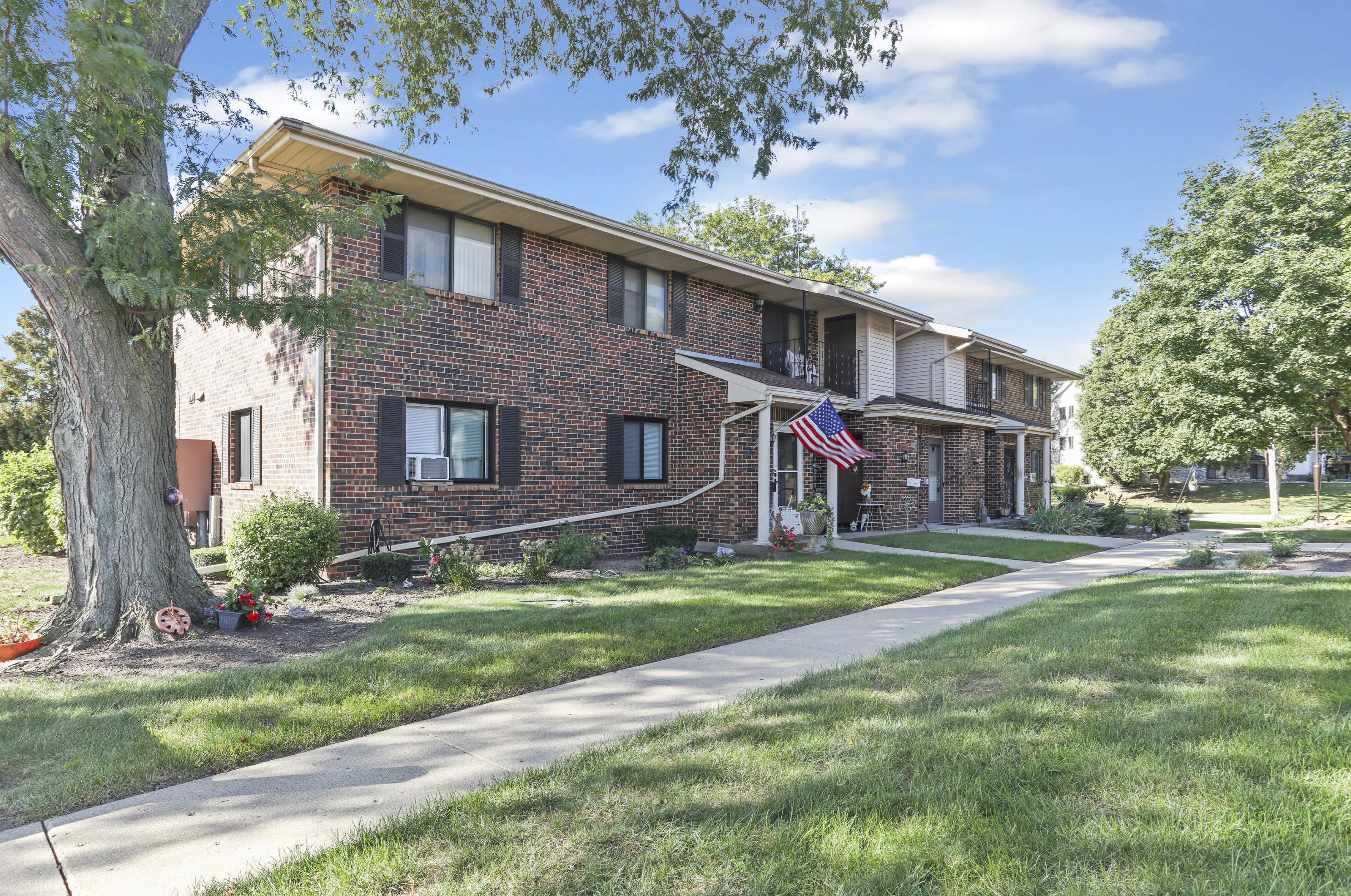 7209 57th Ave #201, Kenosha, WI 53142