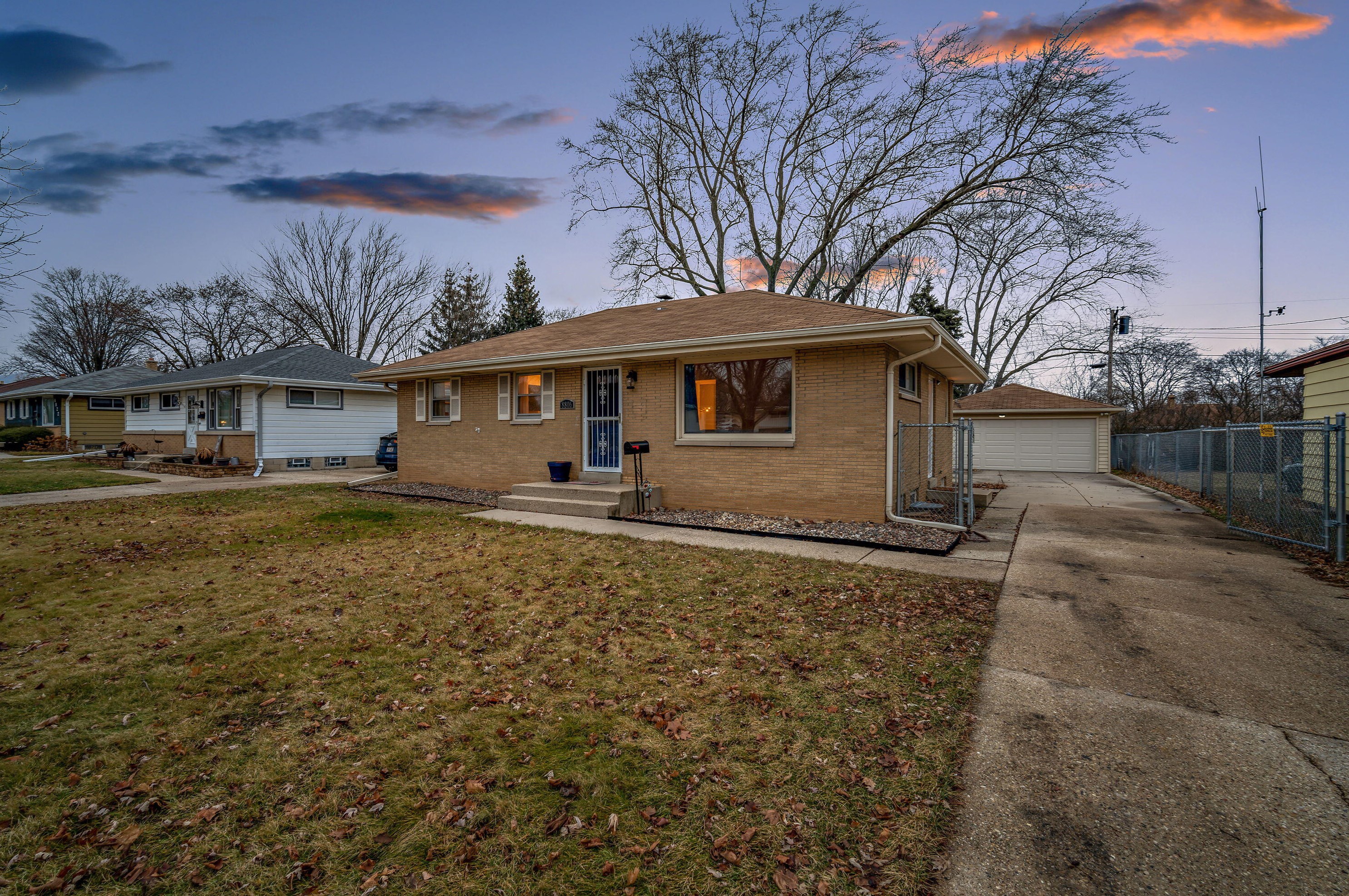 8806 W Lawn Ave, Milwaukee, WI 53225