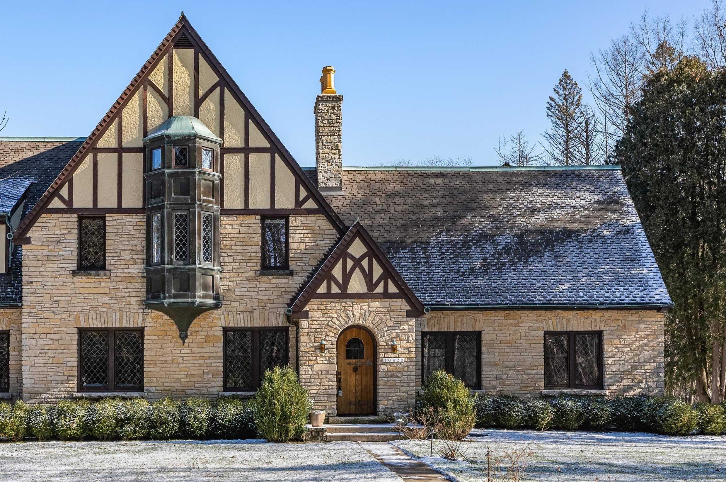10820 N Cedarburg Rd, Thiensville, WI 53092