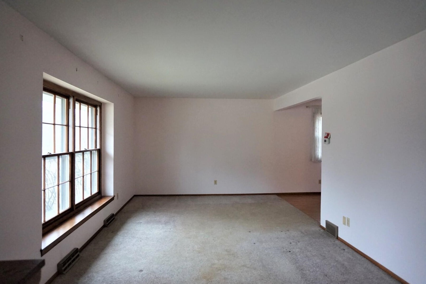 221 Theis St, Port Washington, WI 53074-1247