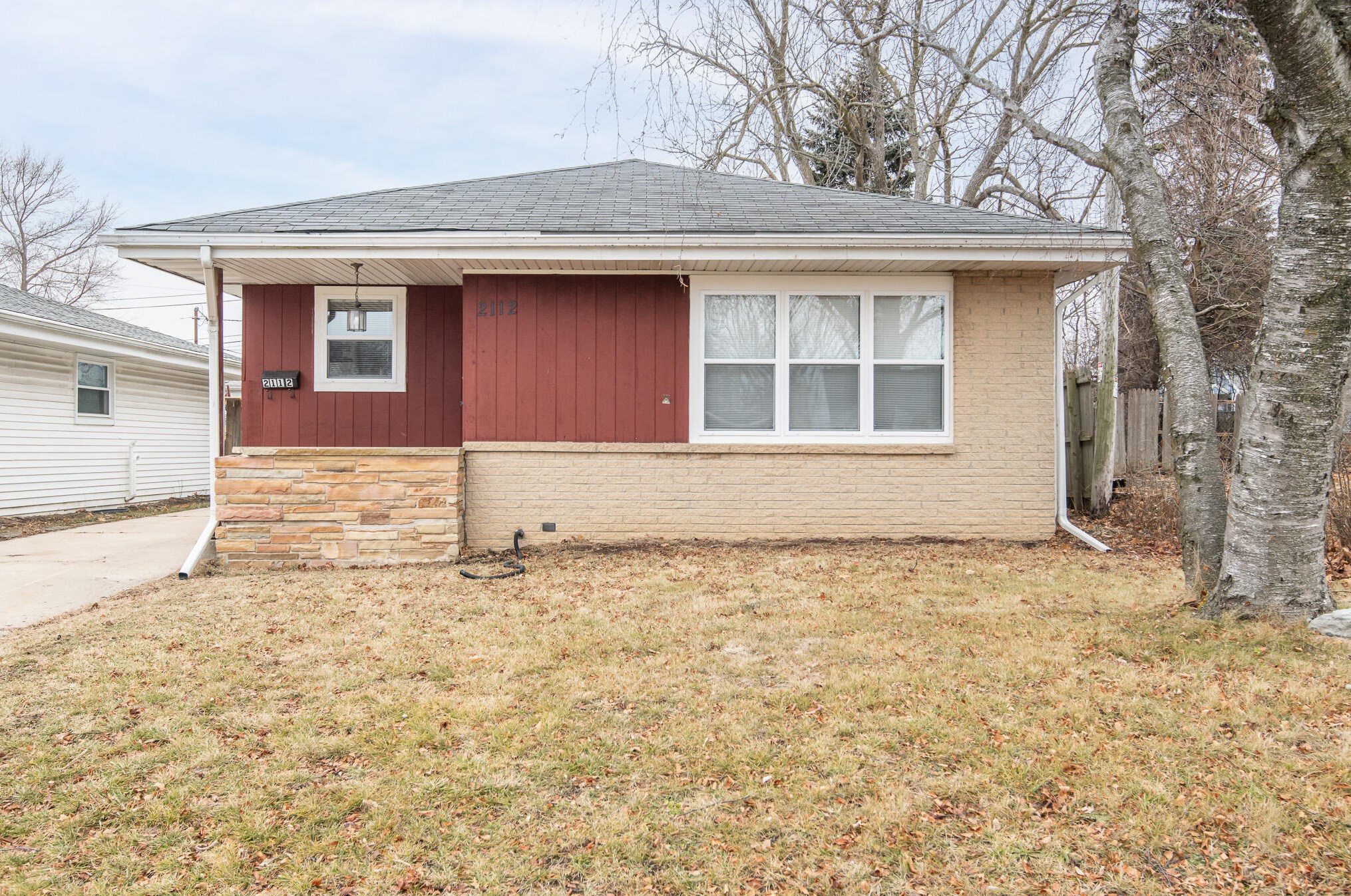 2112 Virginia St, Racine WI  53405-3950 exterior