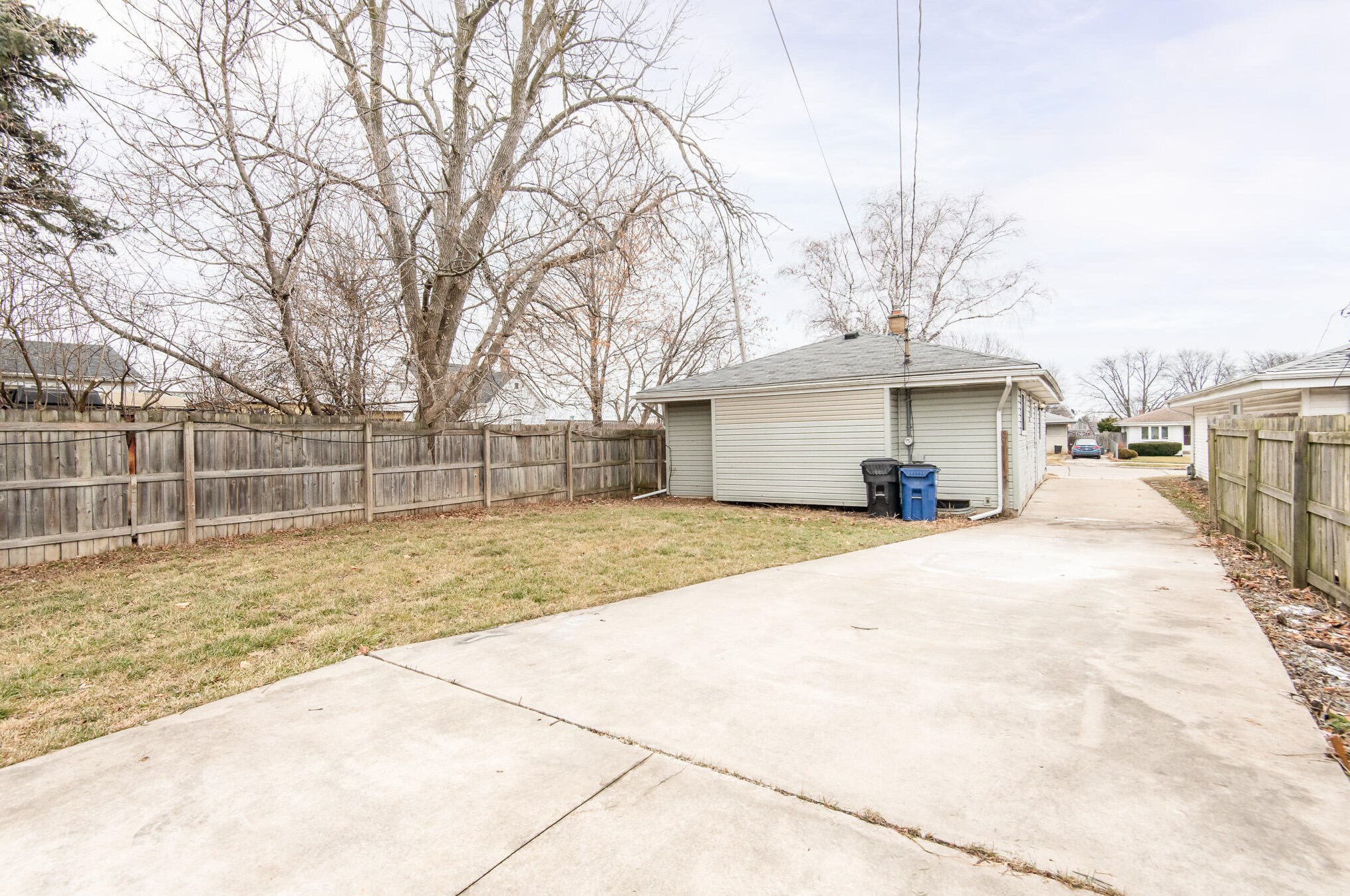 2112 Virginia St, Racine WI  53405-3950 exterior