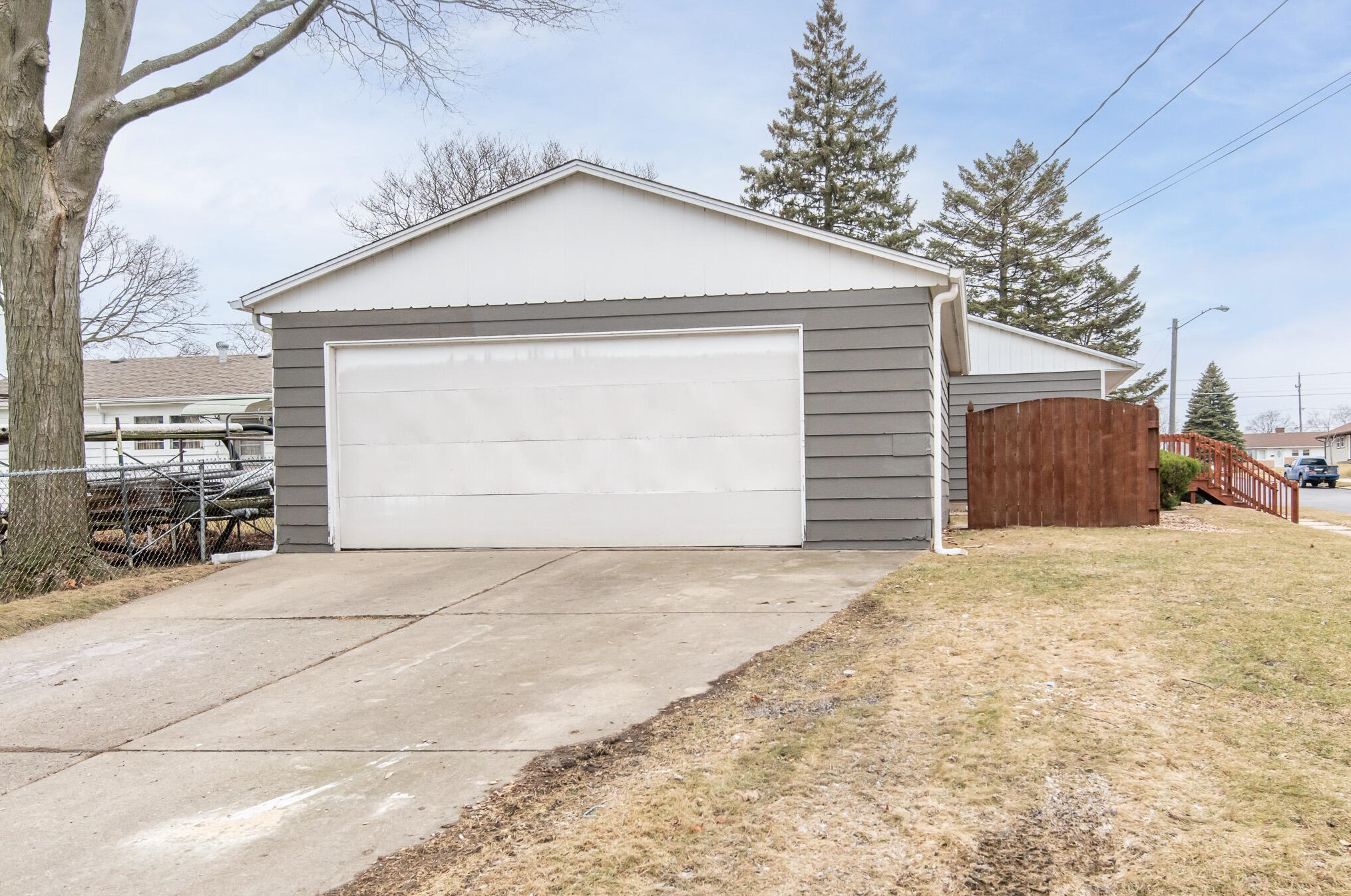 1825 English St, Racine WI  53404-2358 exterior